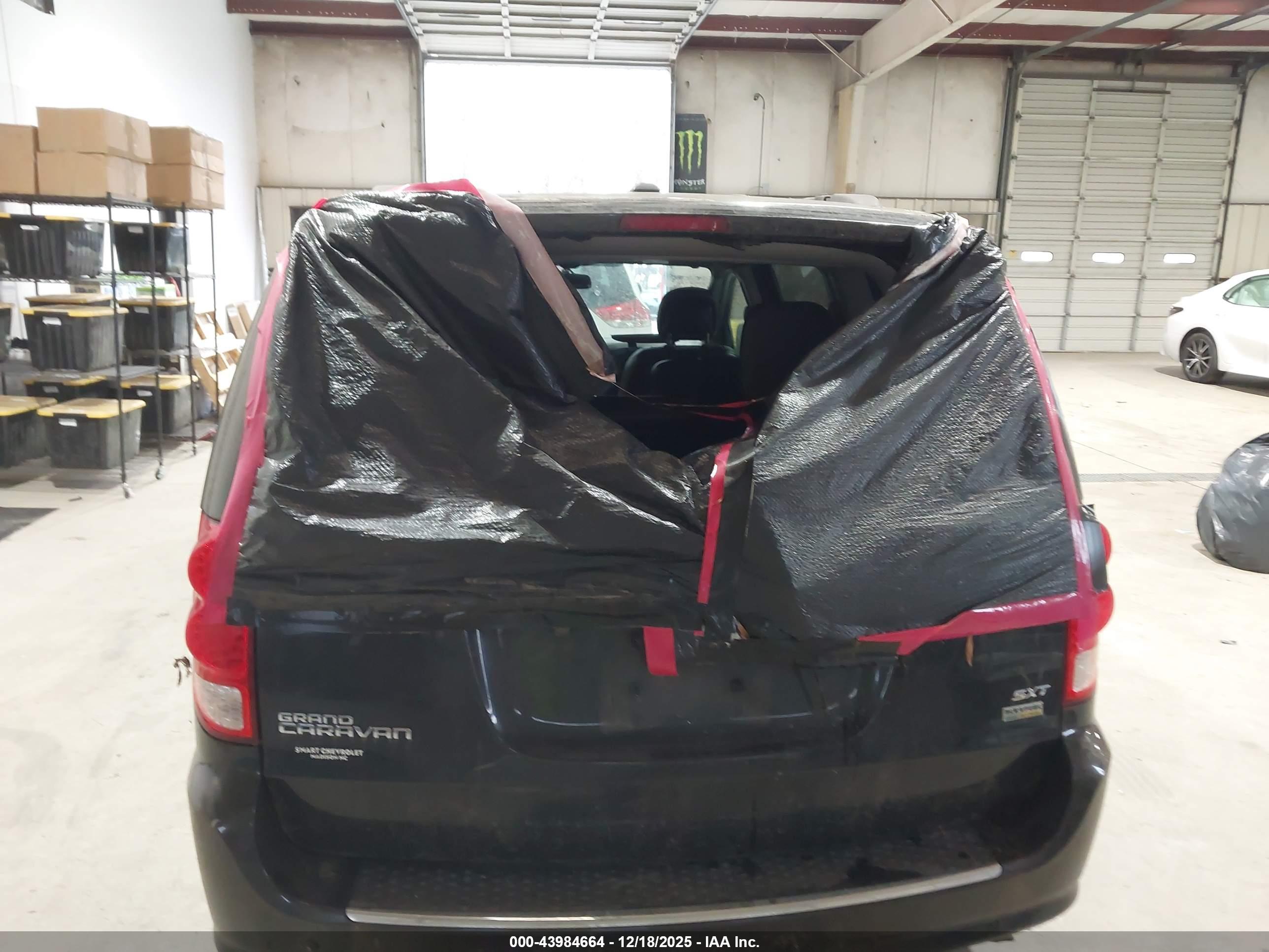 DODGE GRAND image 6