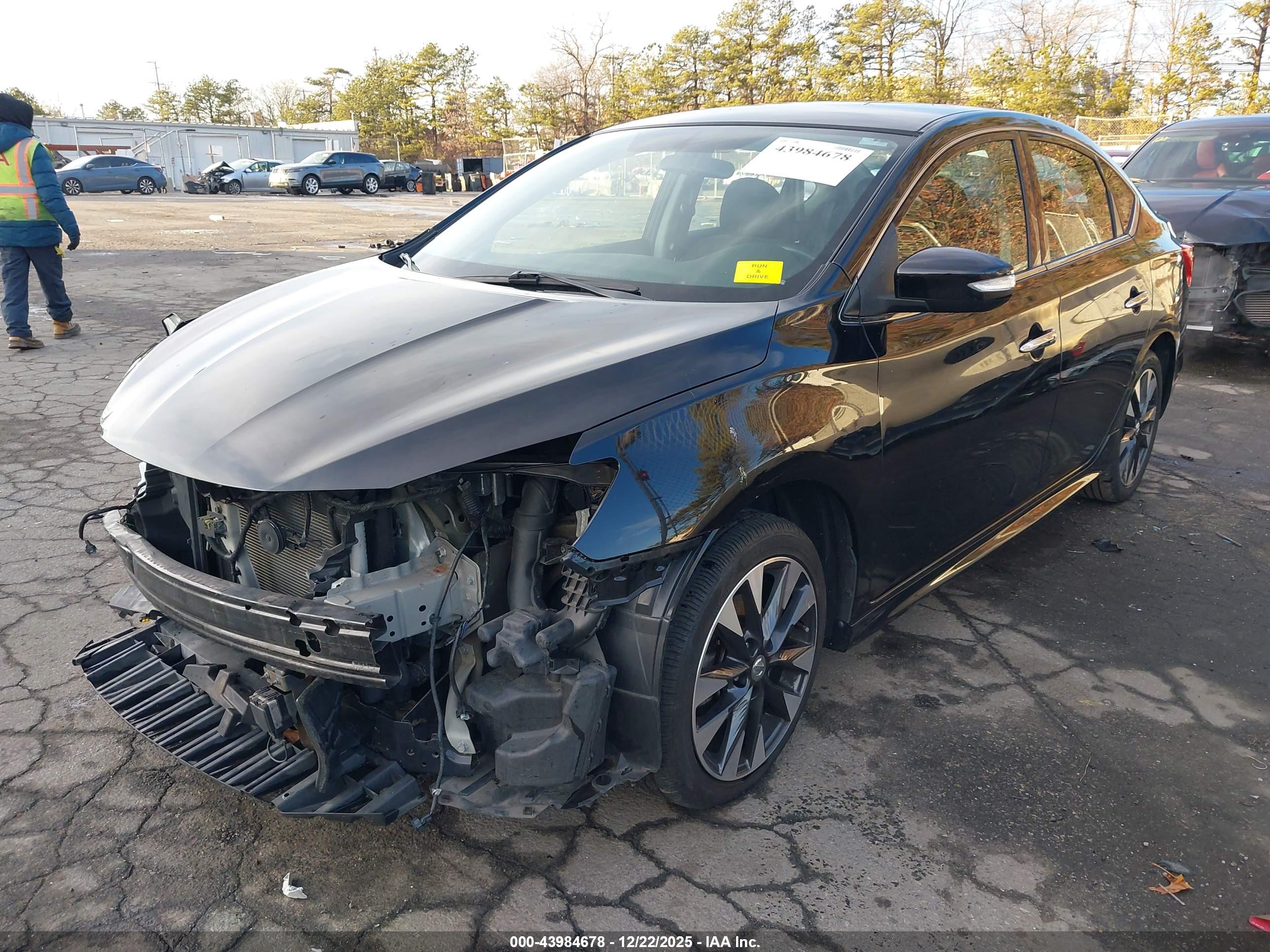 NISSAN SENTRA image 2