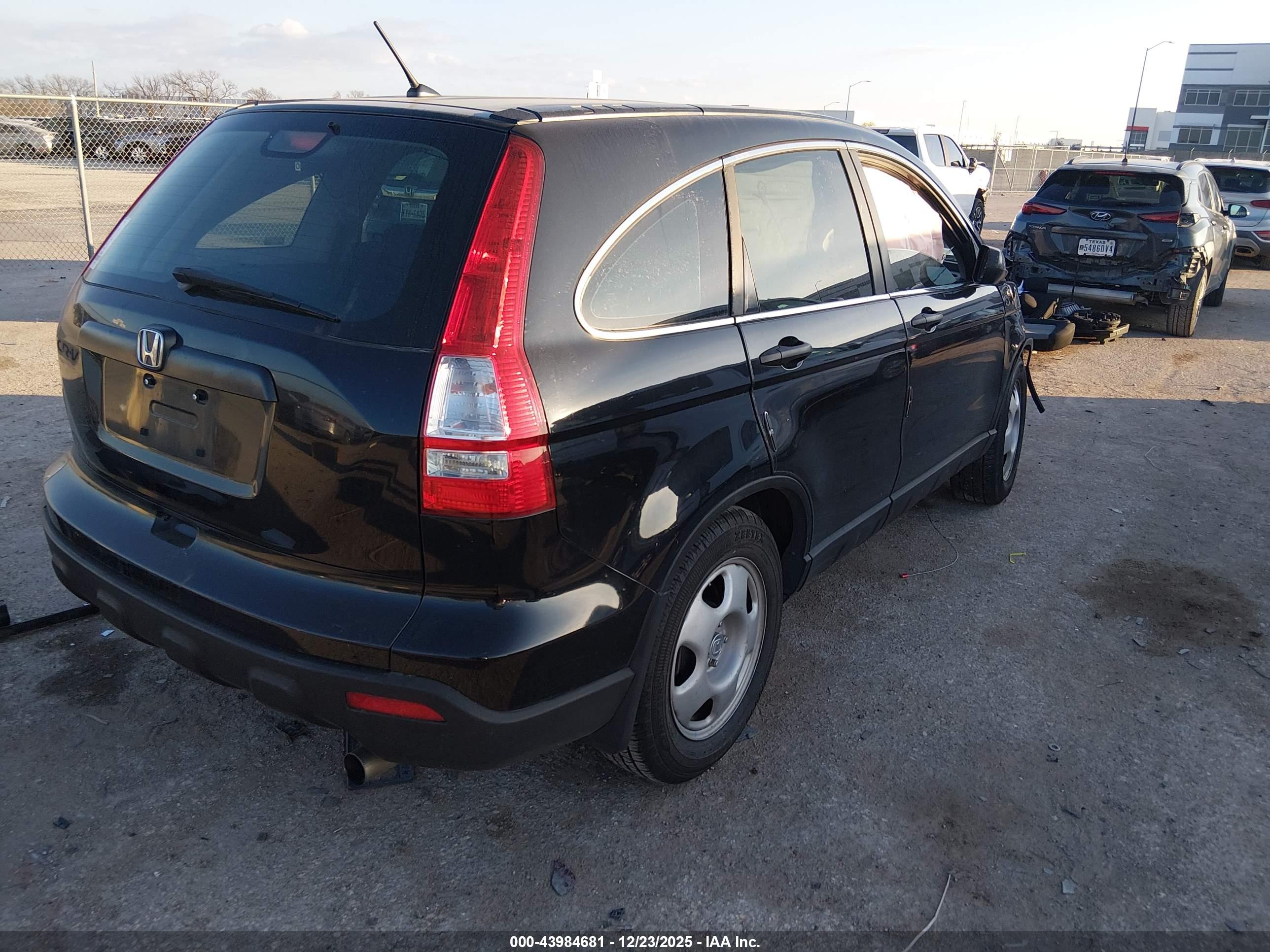 HONDA CR-V image 4