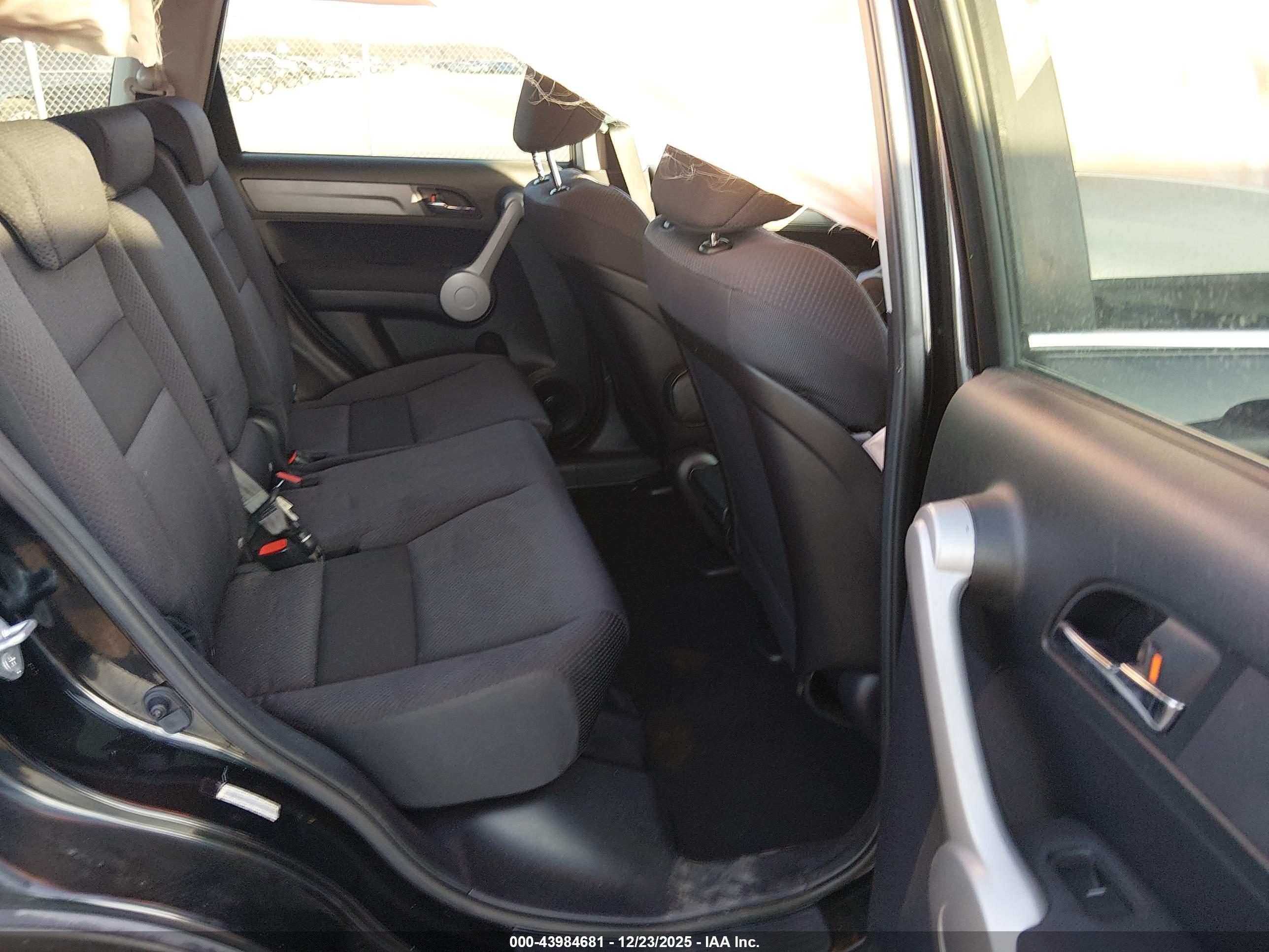HONDA CR-V image 8