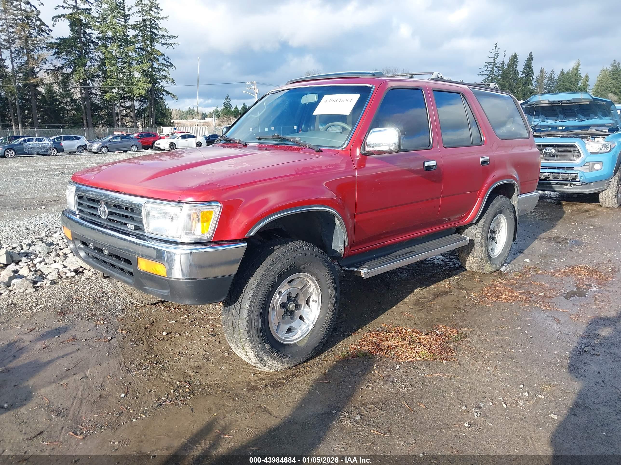 TOYOTA 4RUNNER image 2
