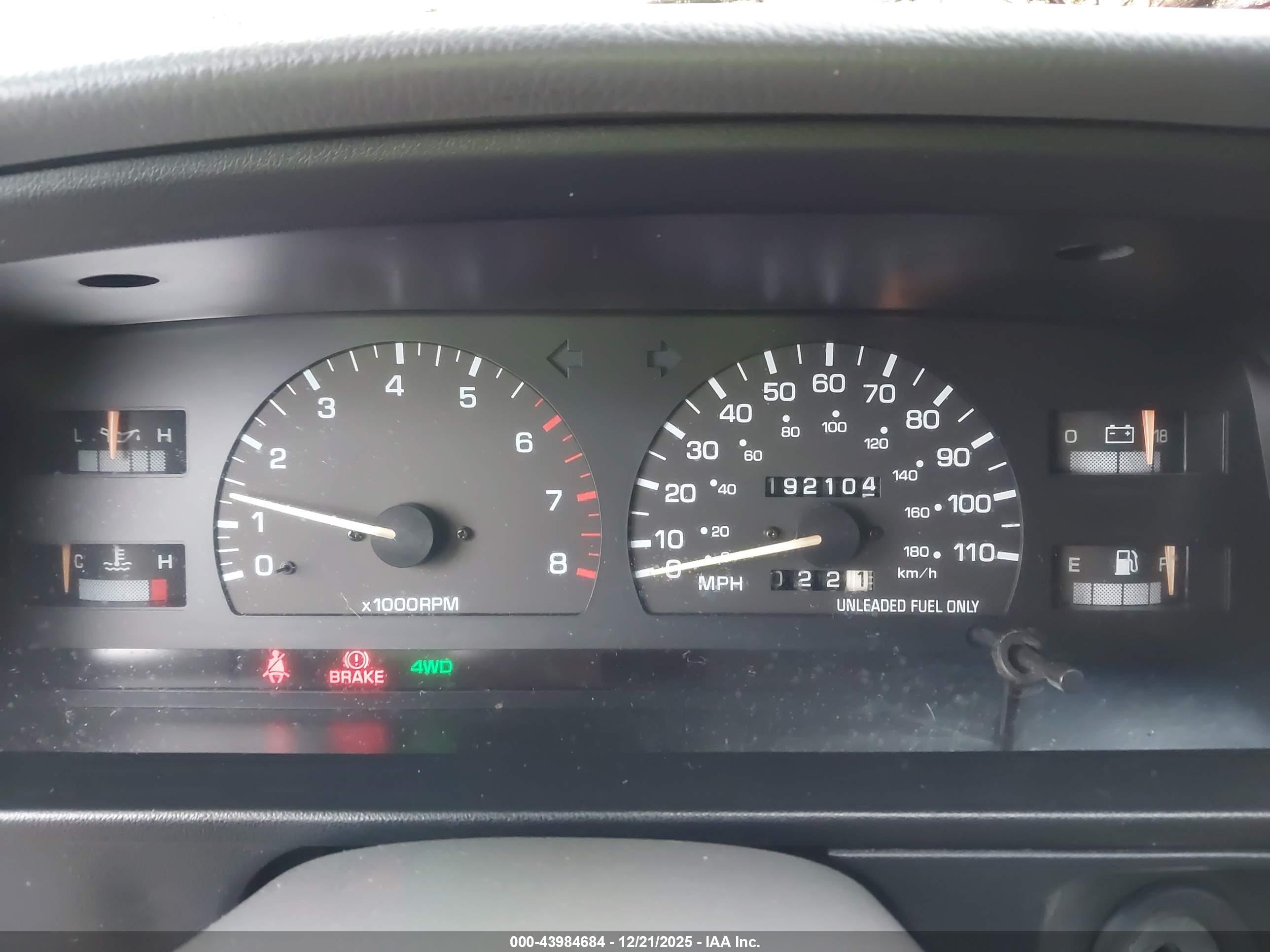 TOYOTA 4RUNNER image 7