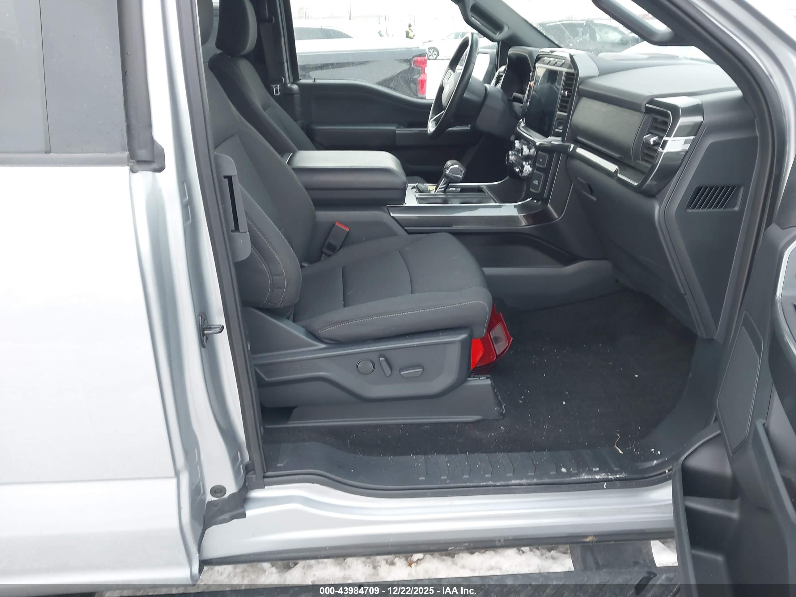 FORD F-150 image 5