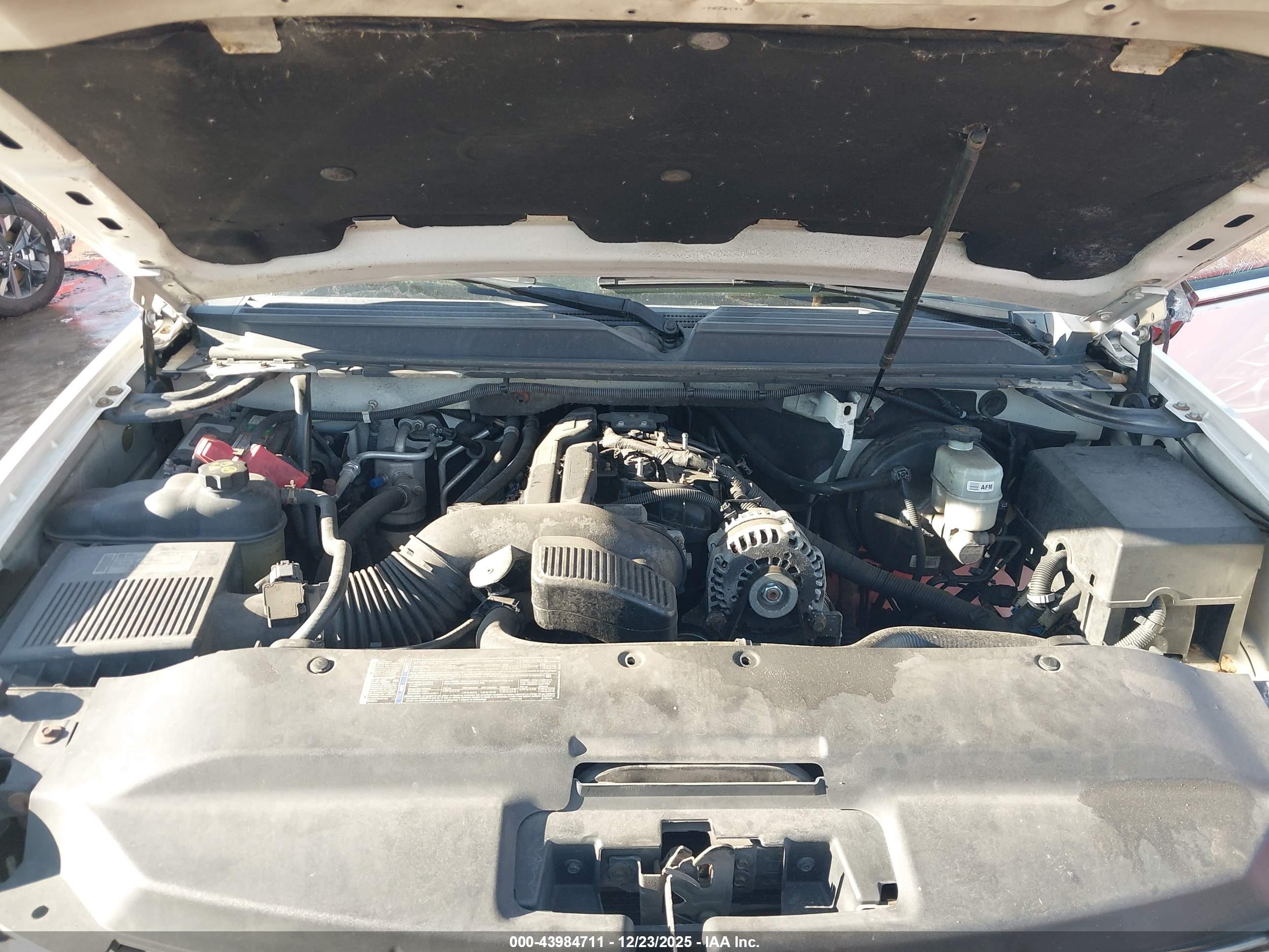 CADILLAC ESCALADE image 10