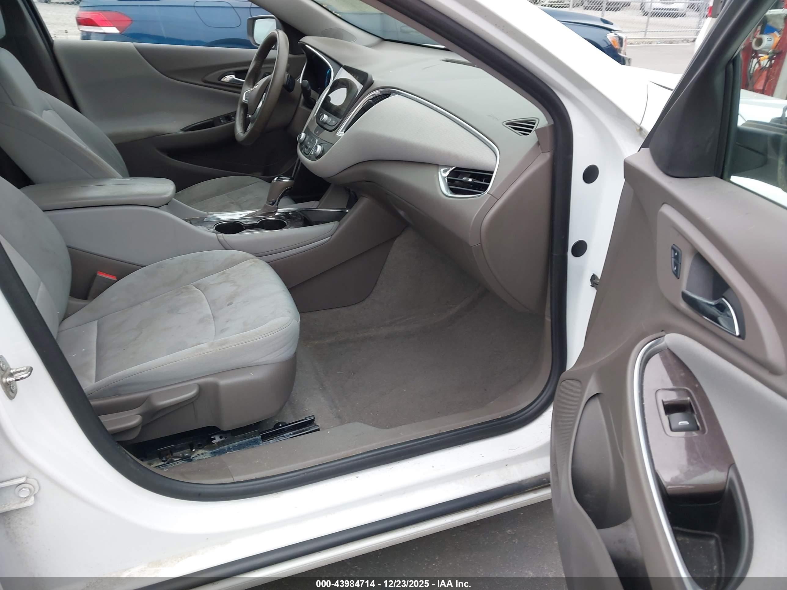 CHEVROLET MALIBU image 5