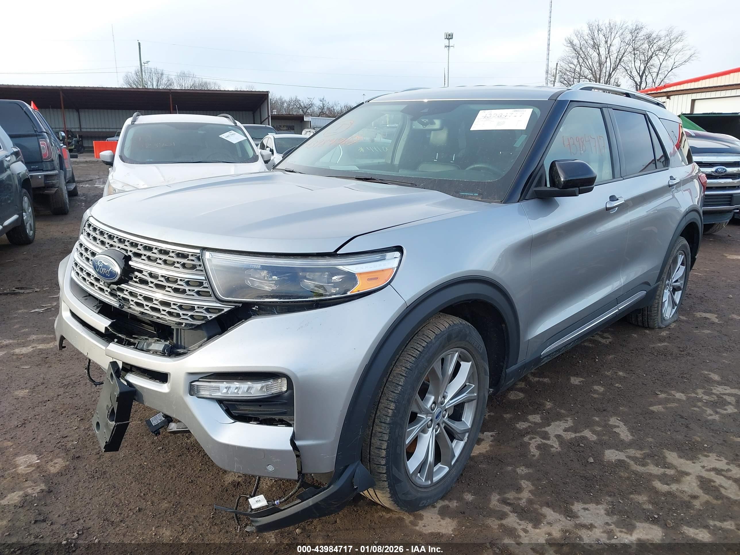 FORD EXPLORER image 2