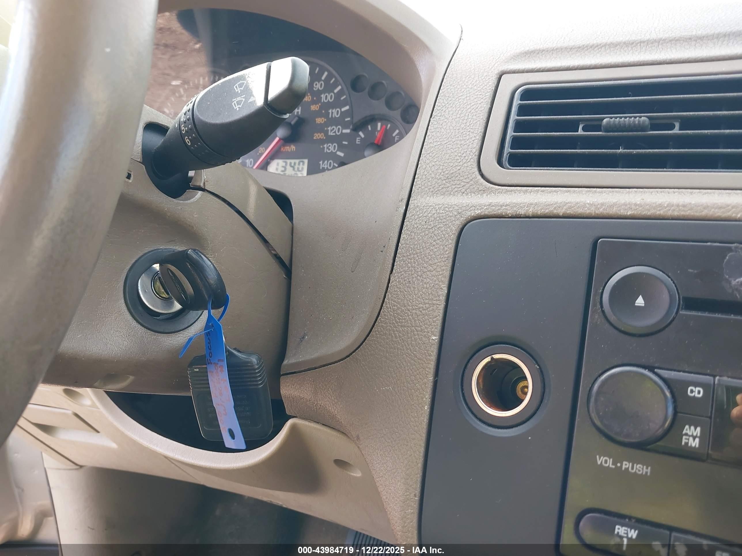 FORD FOCUS image 11