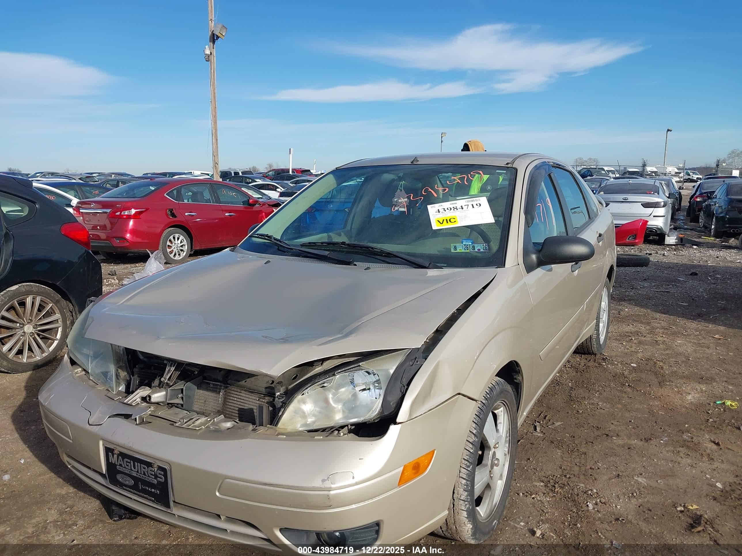 FORD FOCUS image 6