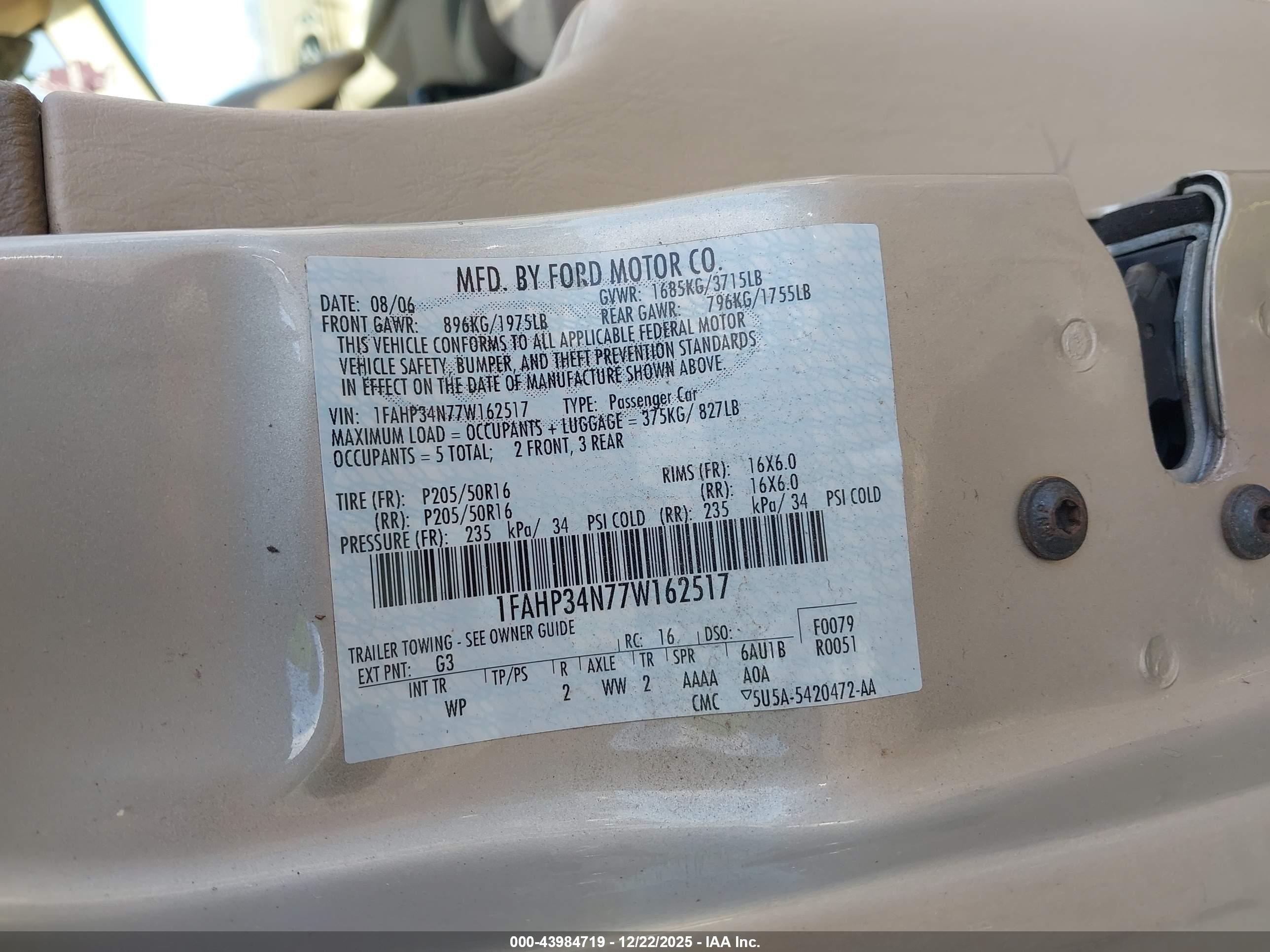FORD FOCUS image 9