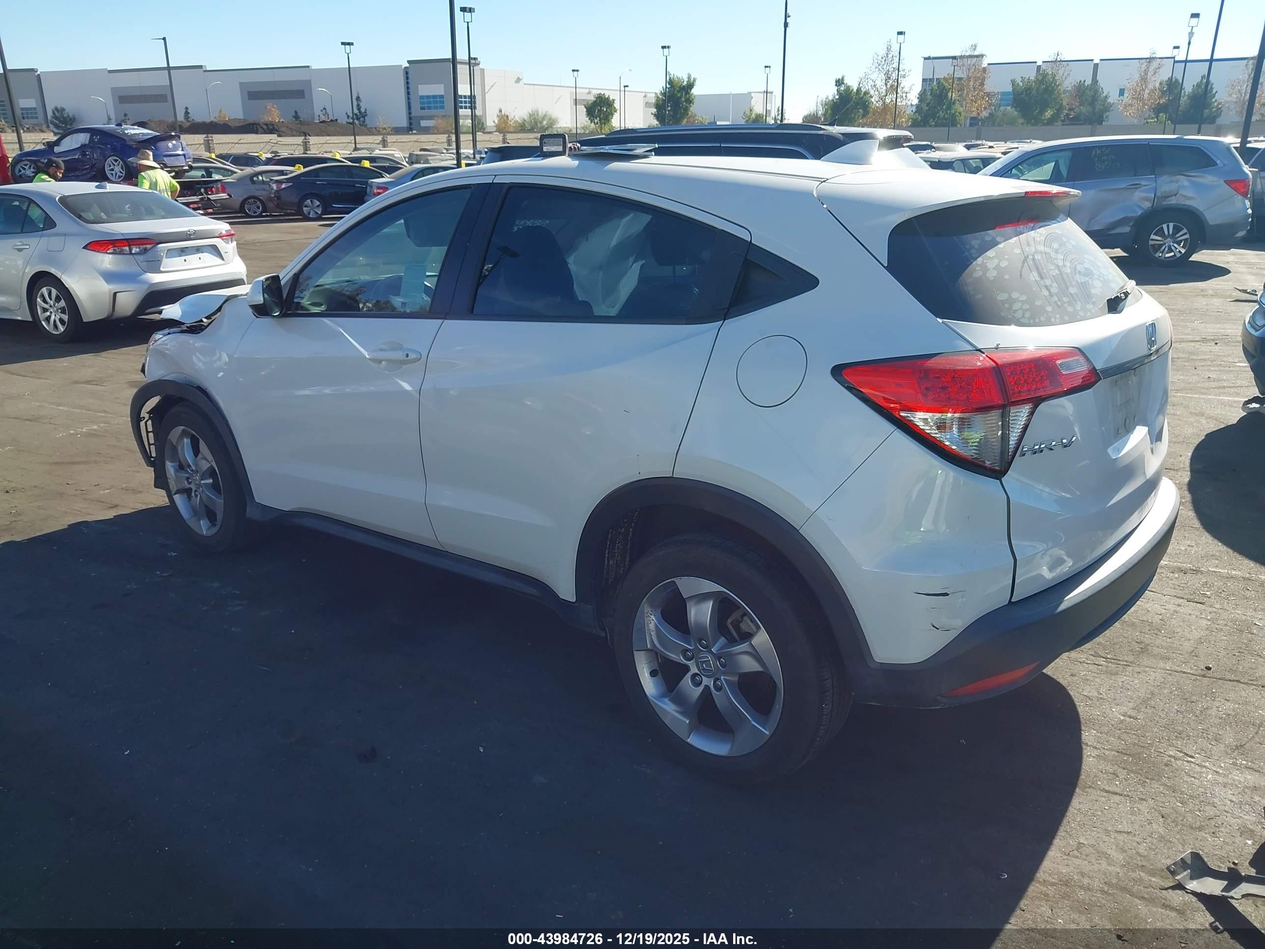 HONDA HR-V image 3