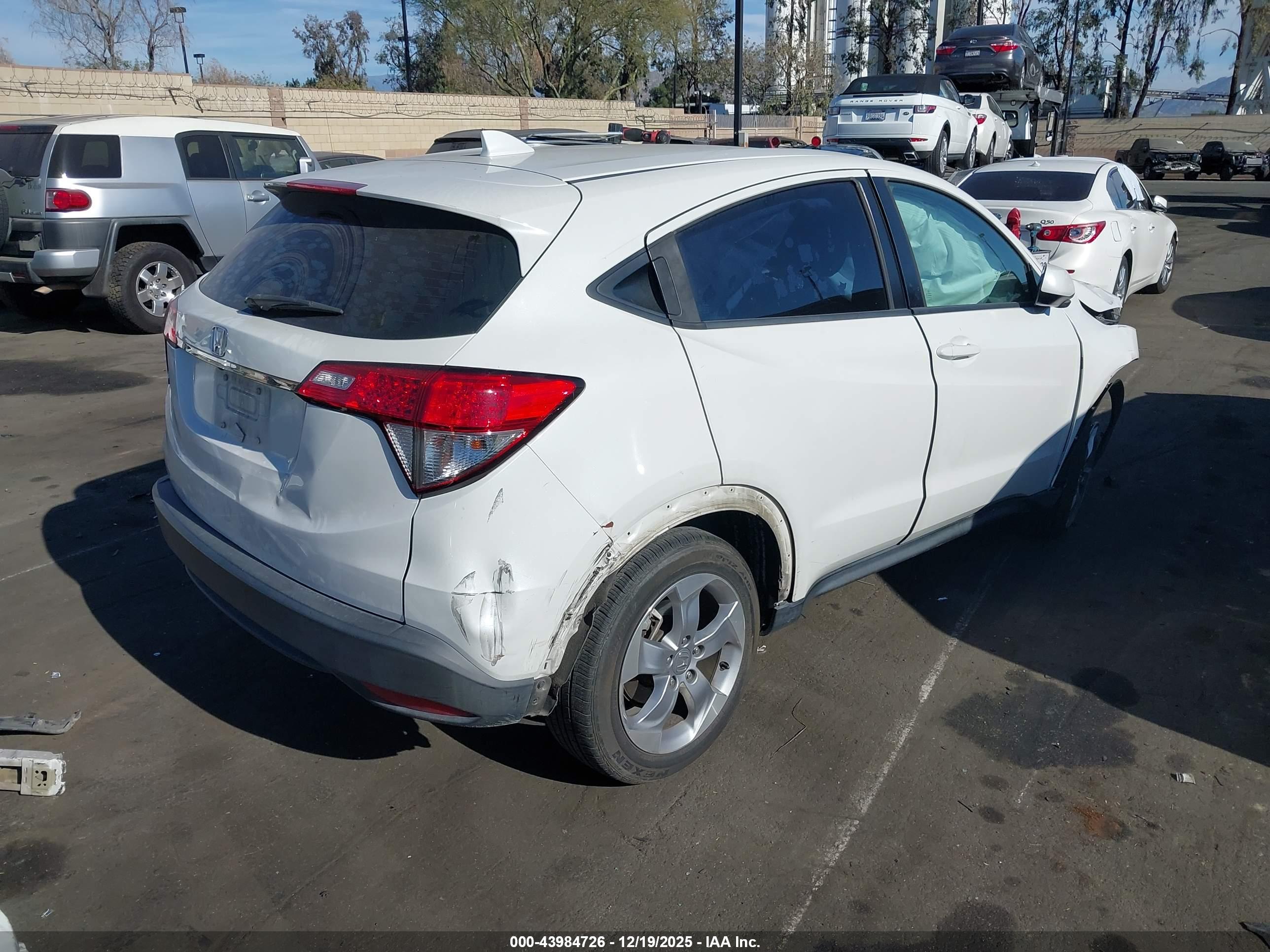 HONDA HR-V image 4