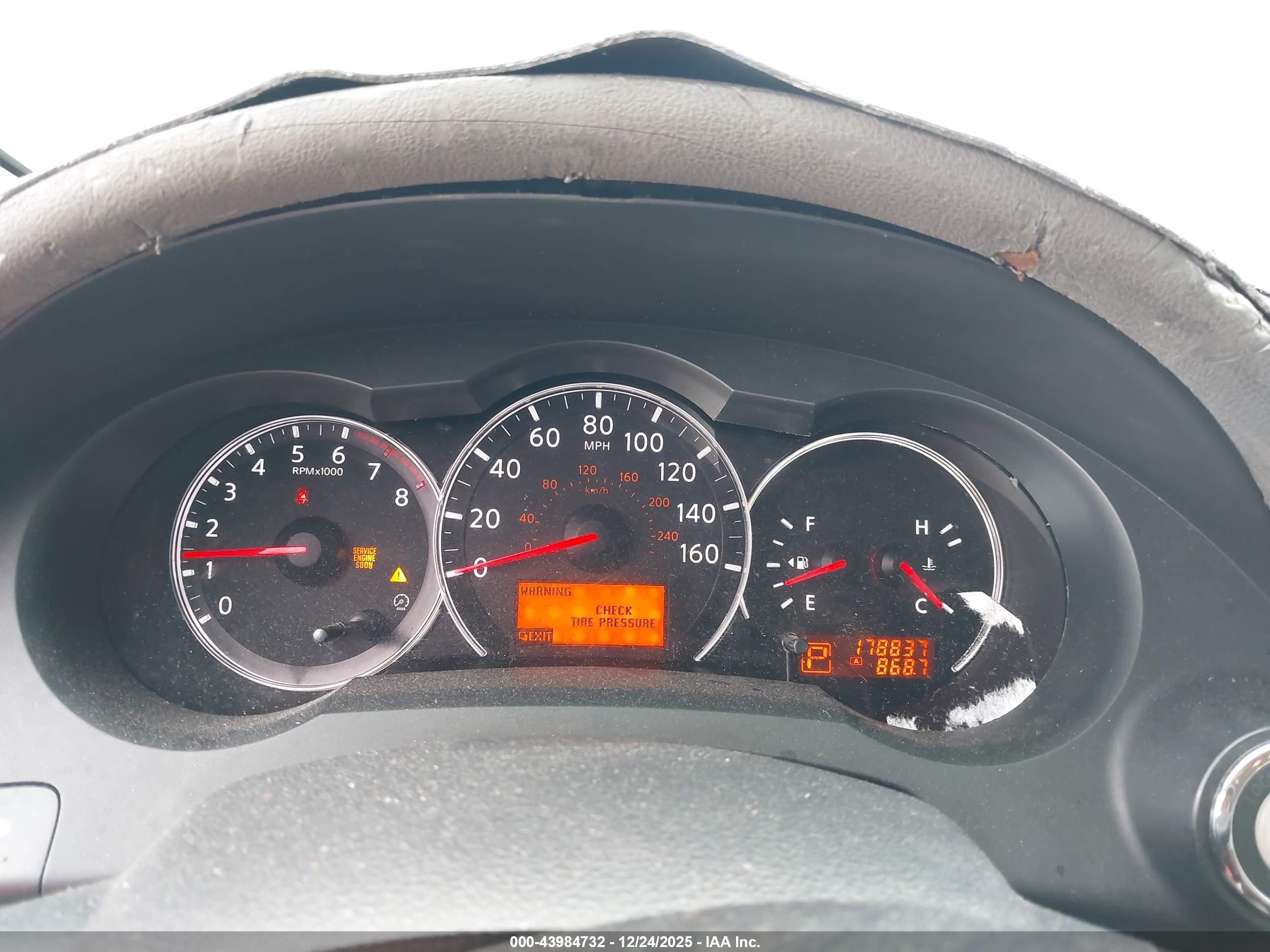 NISSAN ALTIMA image 7