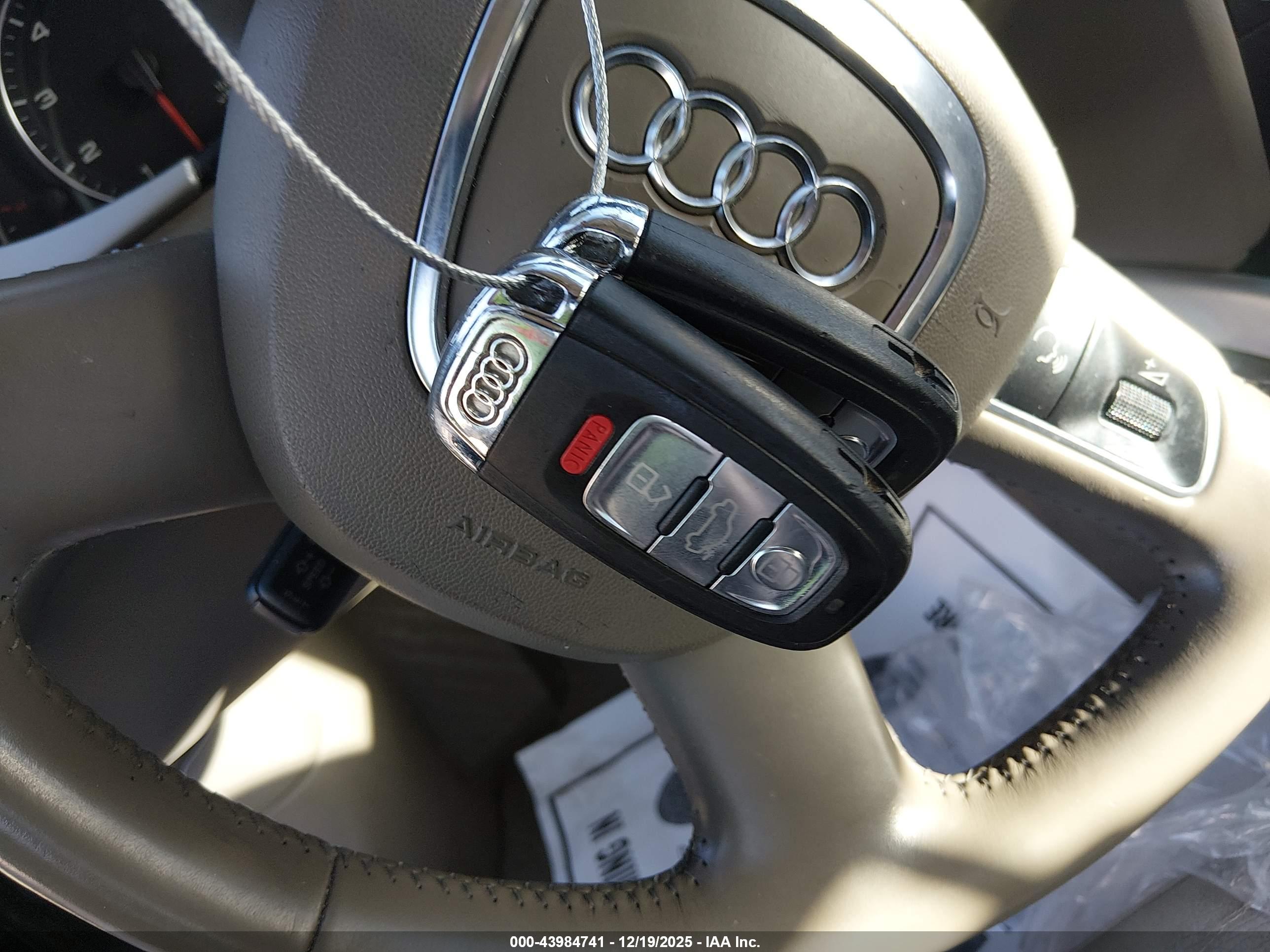 AUDI A4 image 11