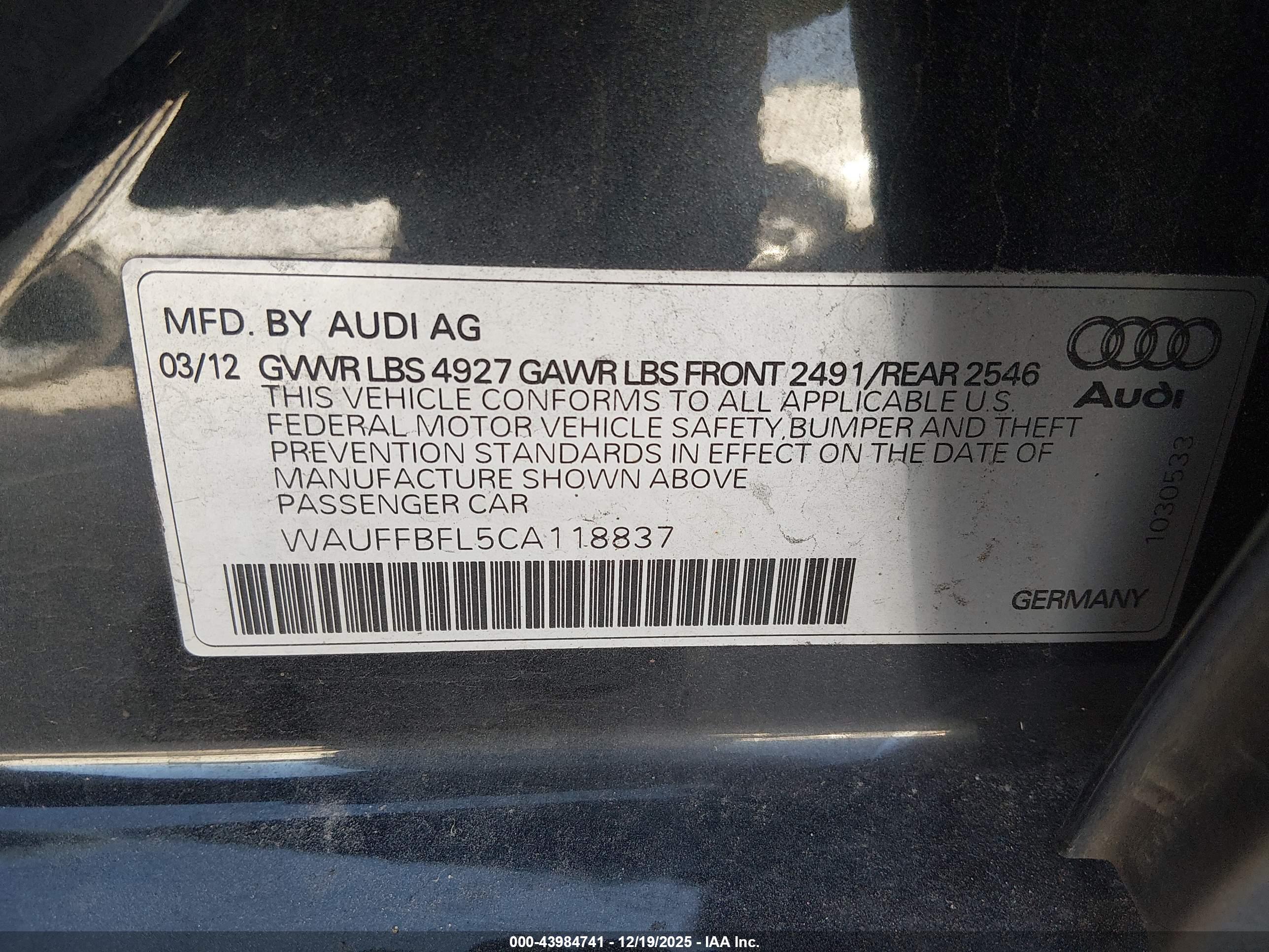 AUDI A4 image 9