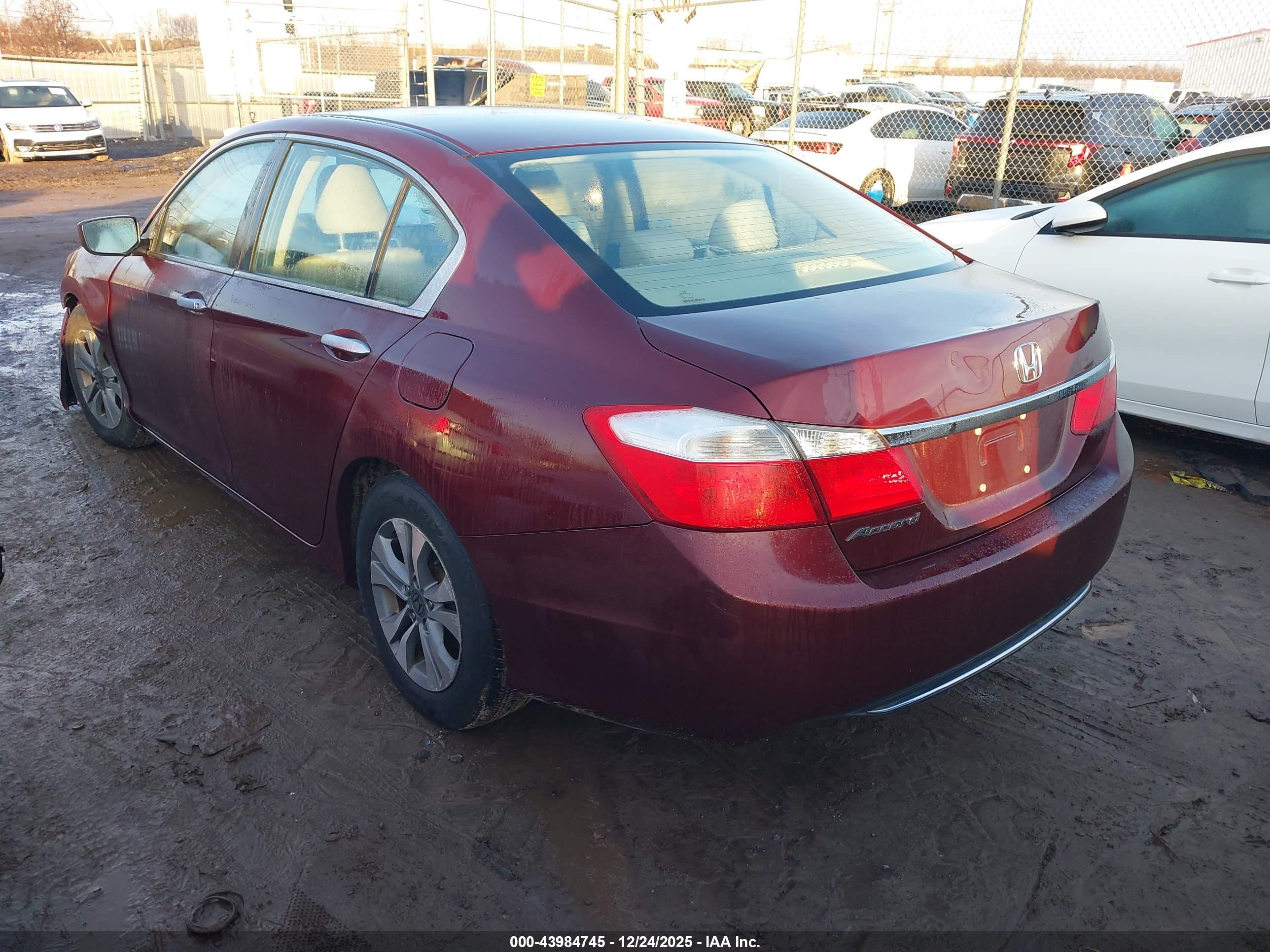 HONDA ACCORD image 3
