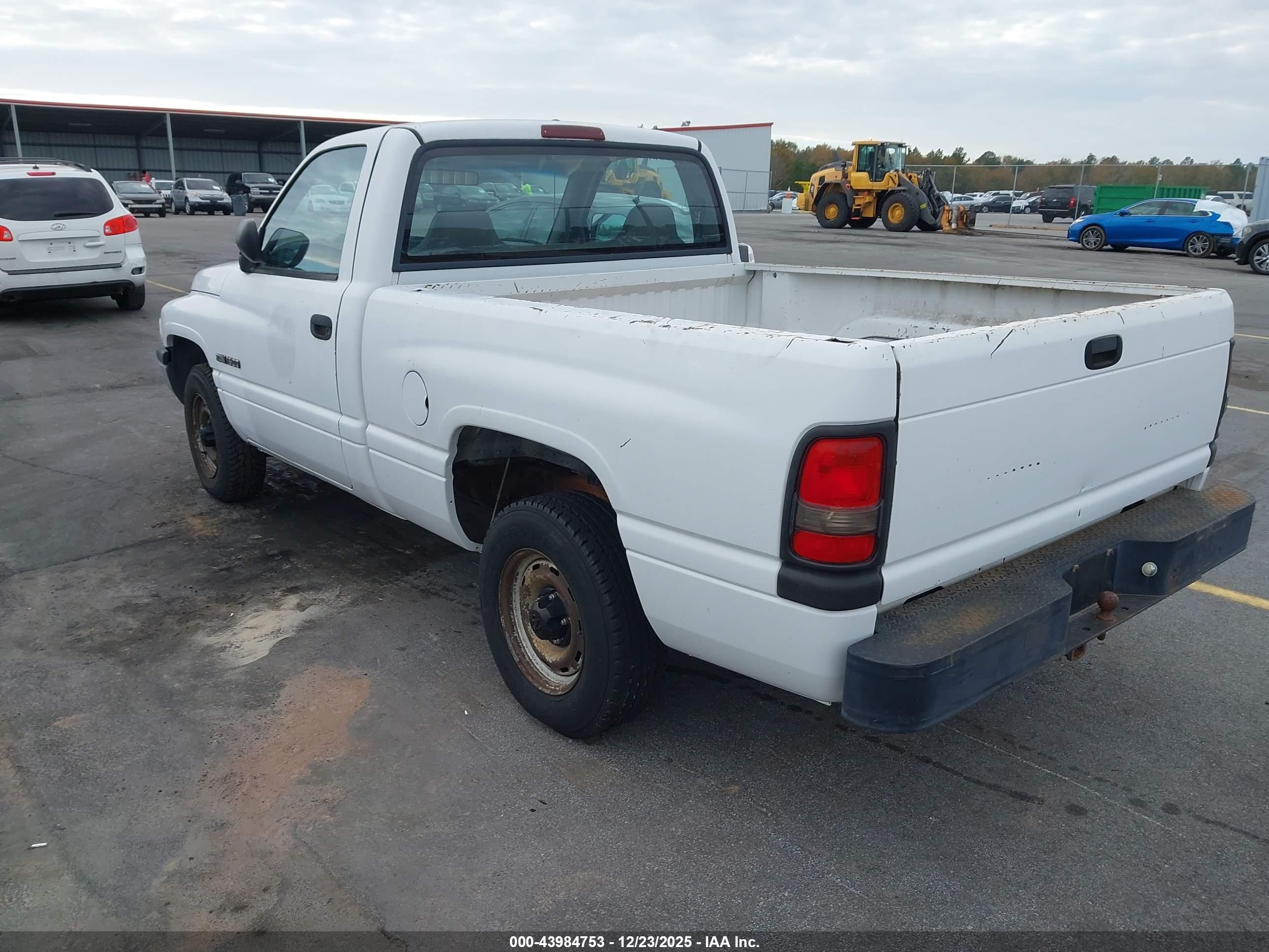 DODGE RAM image 3