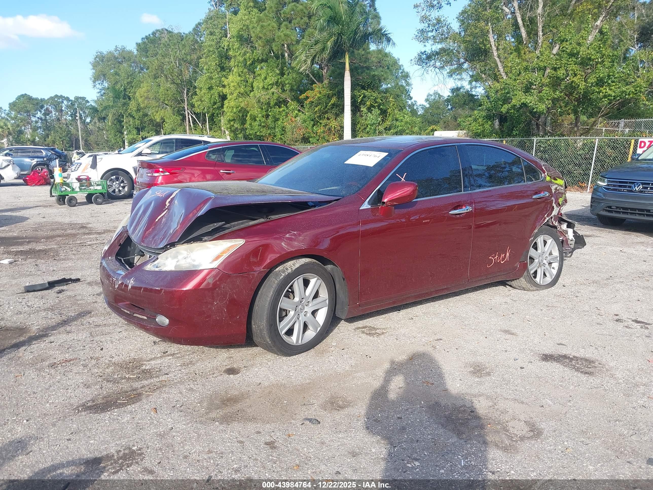LEXUS ES image 2