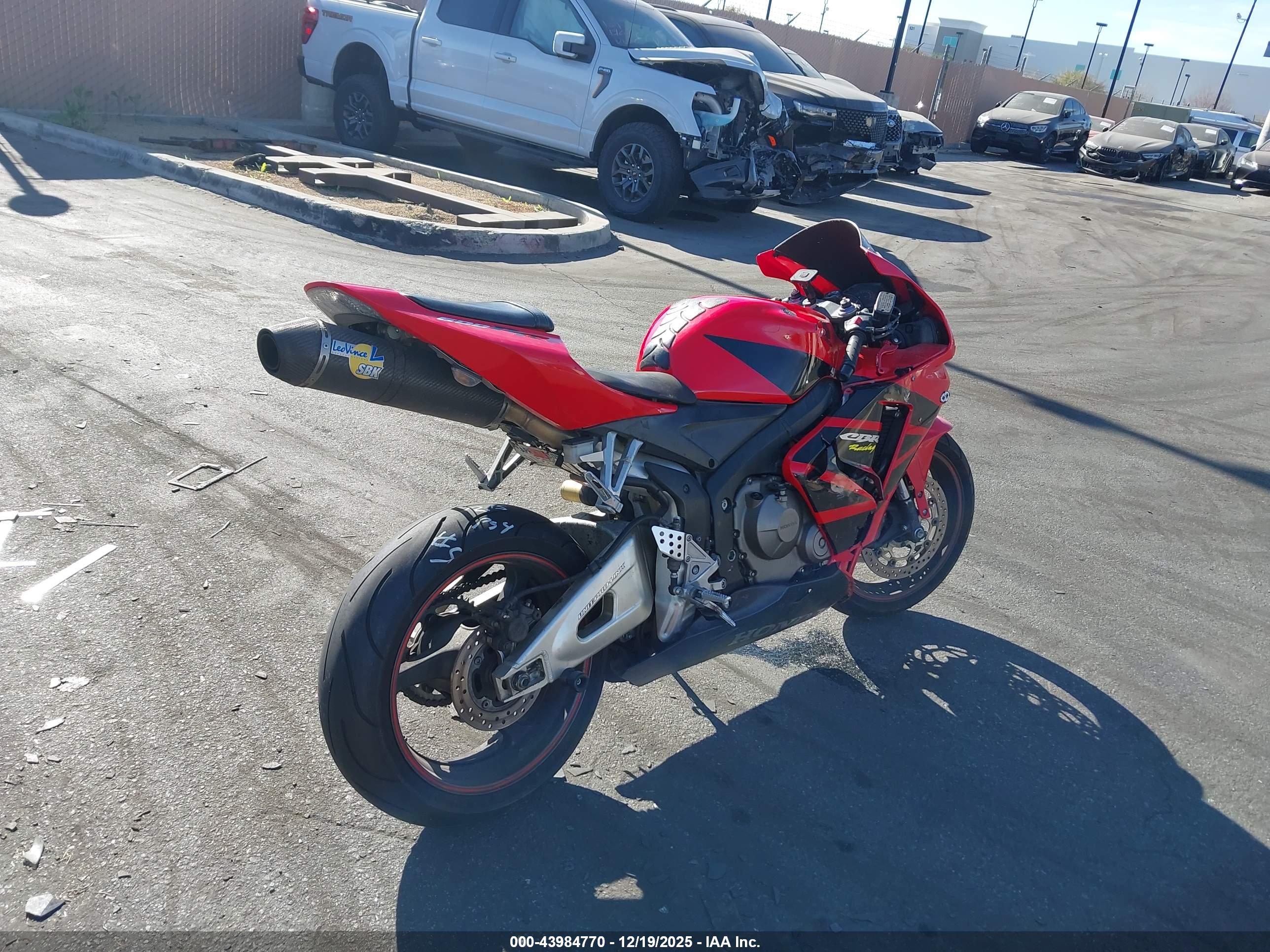 HONDA CBR600 image 4