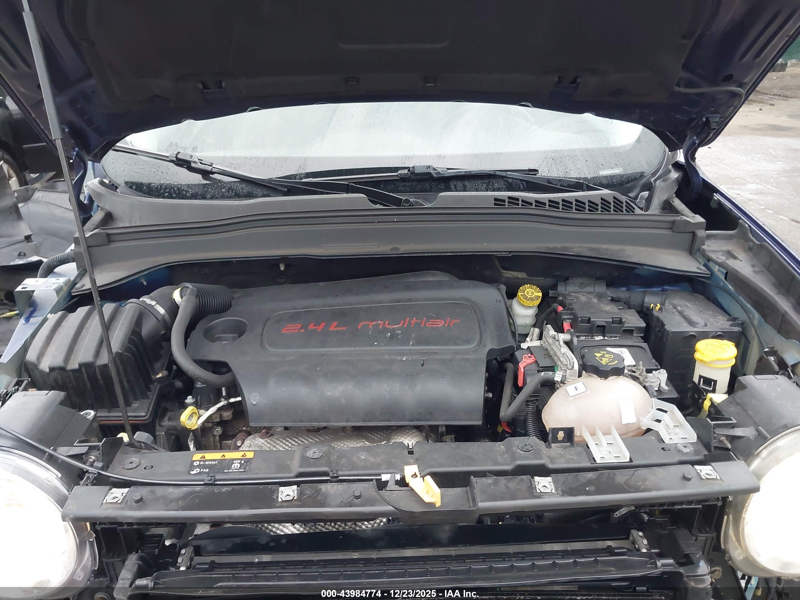 JEEP RENEGADE image 10