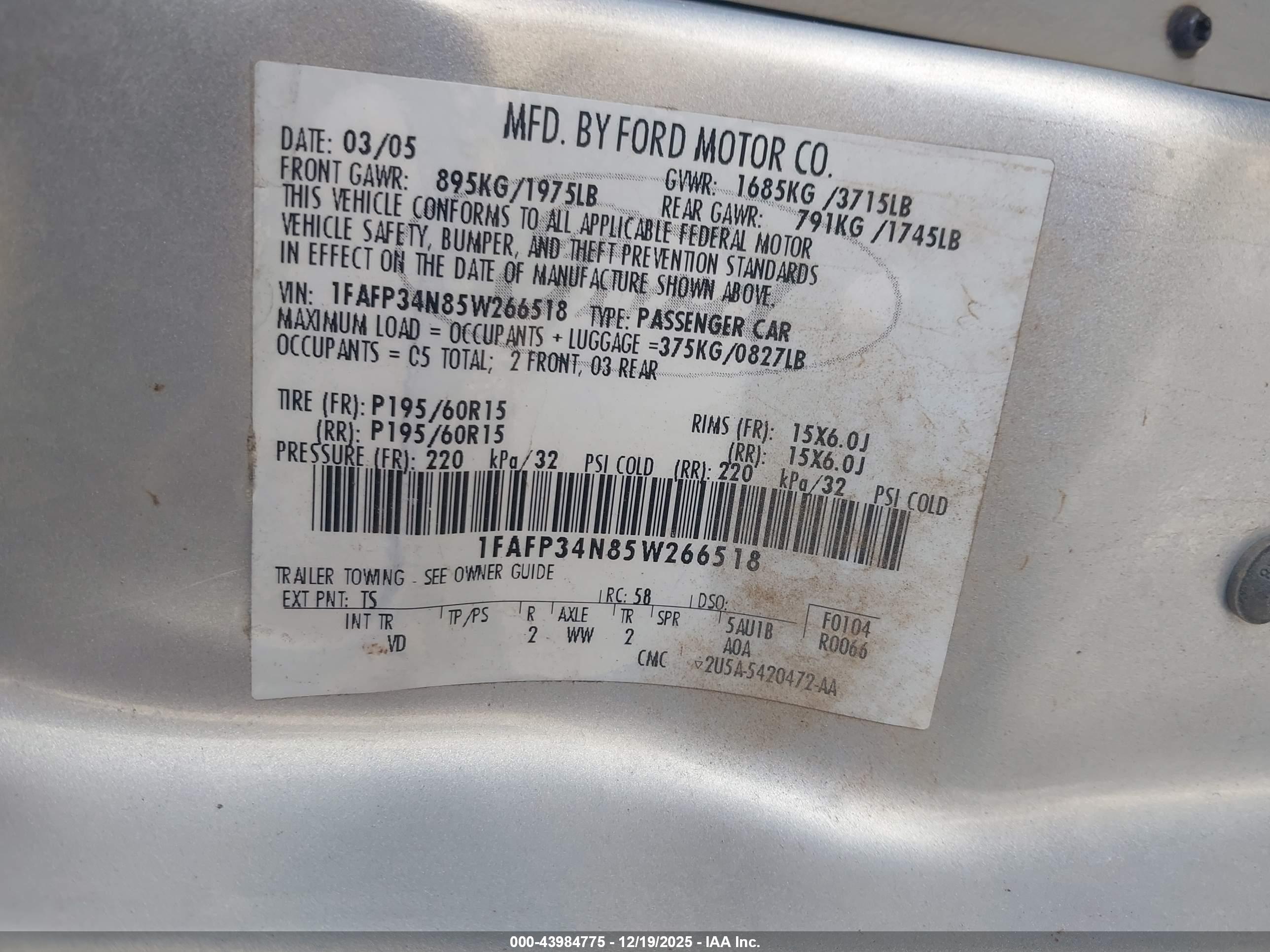 FORD FOCUS image 9