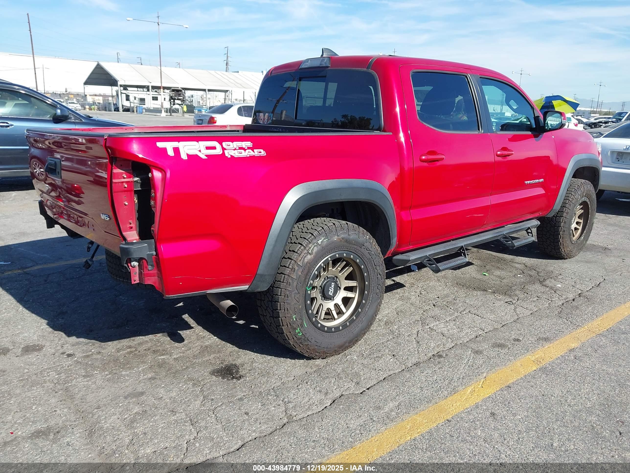TOYOTA TACOMA image 4
