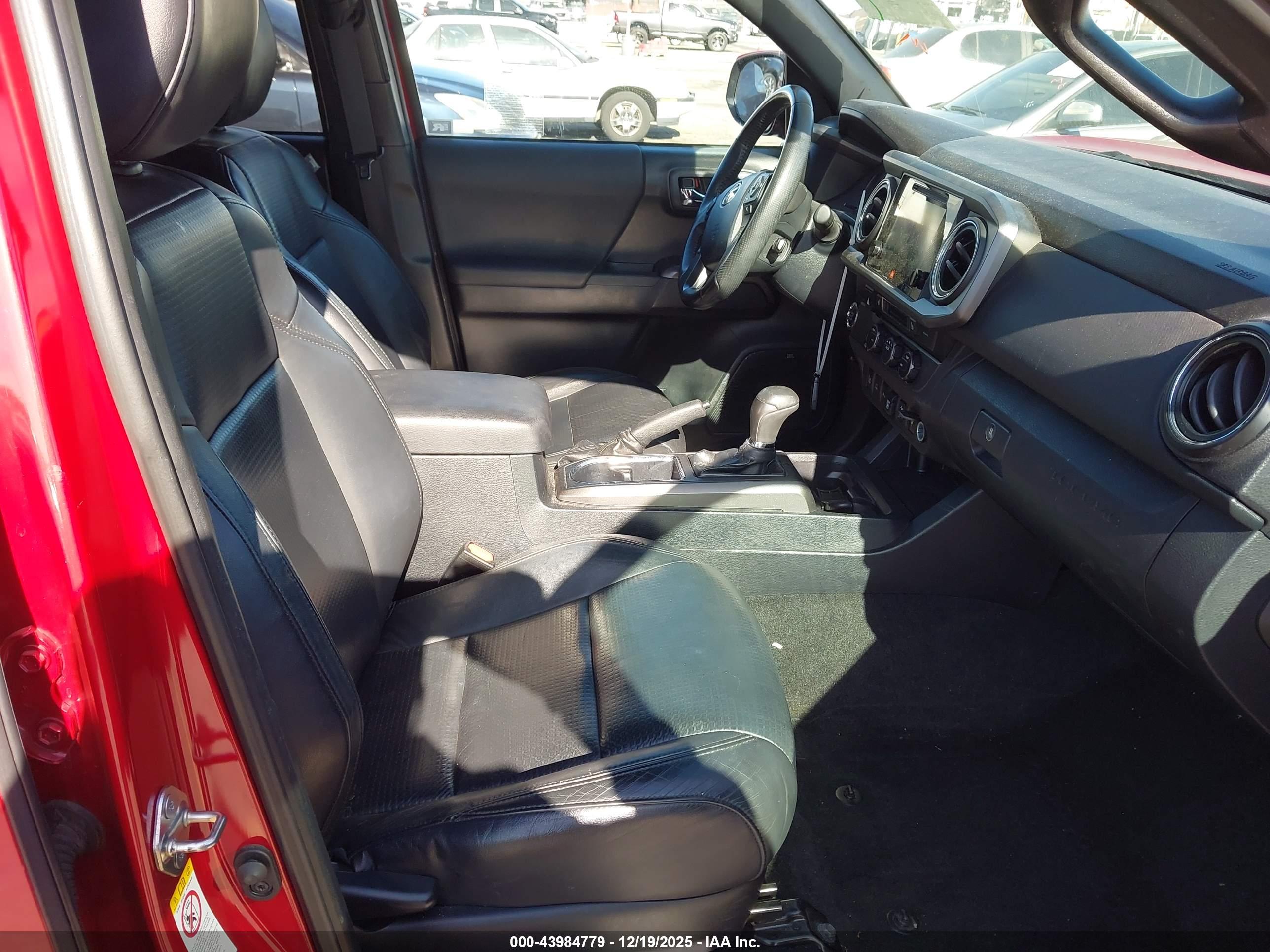 TOYOTA TACOMA image 5