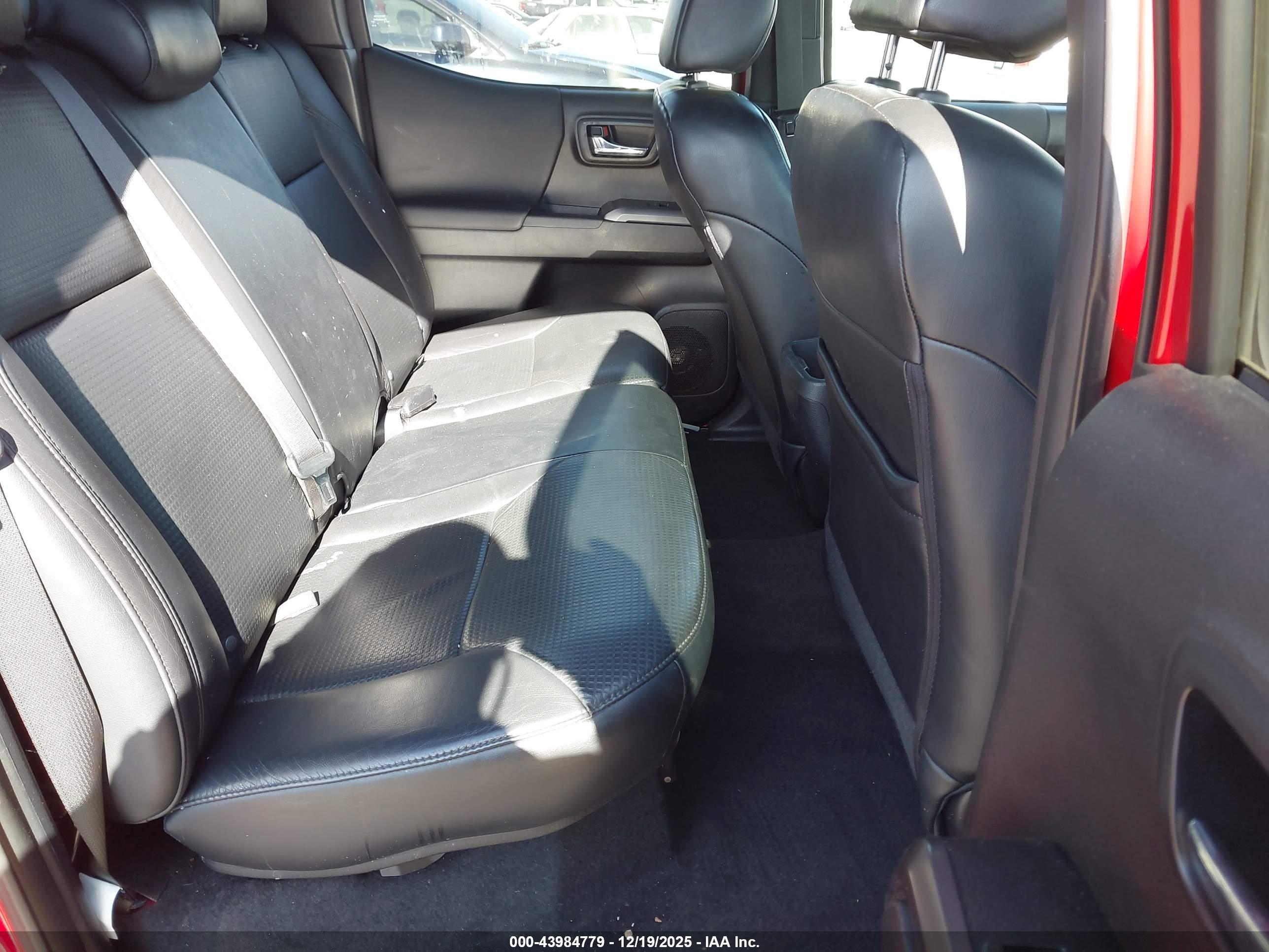 TOYOTA TACOMA image 8