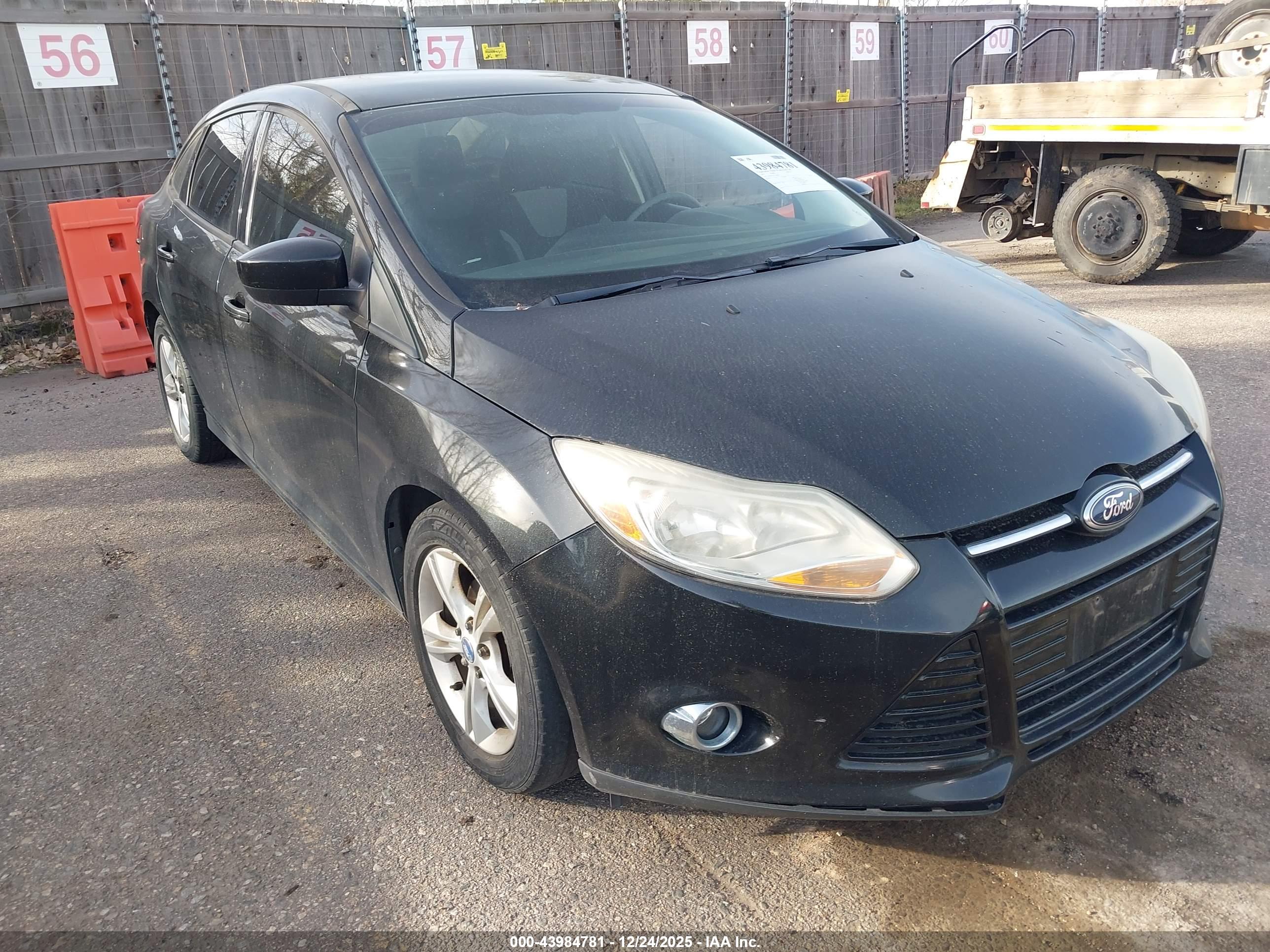FORD FOCUS image 6