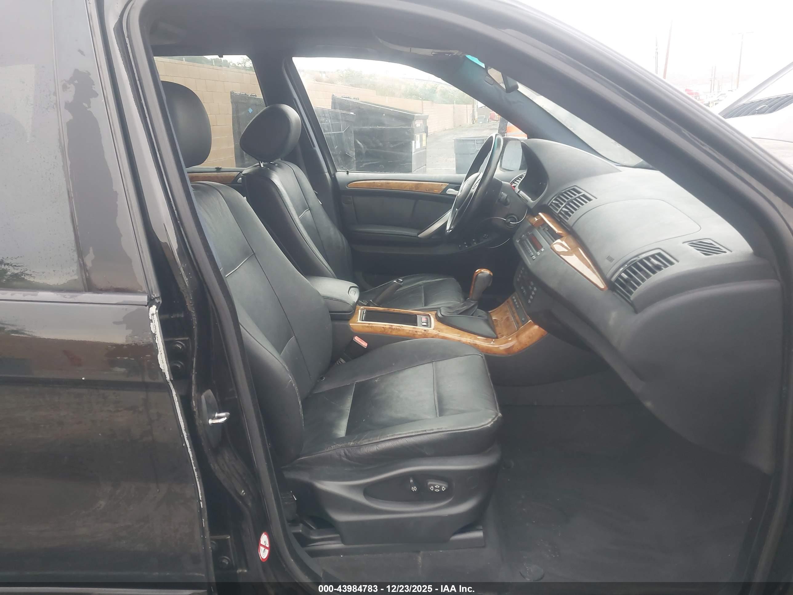 BMW X5 image 5