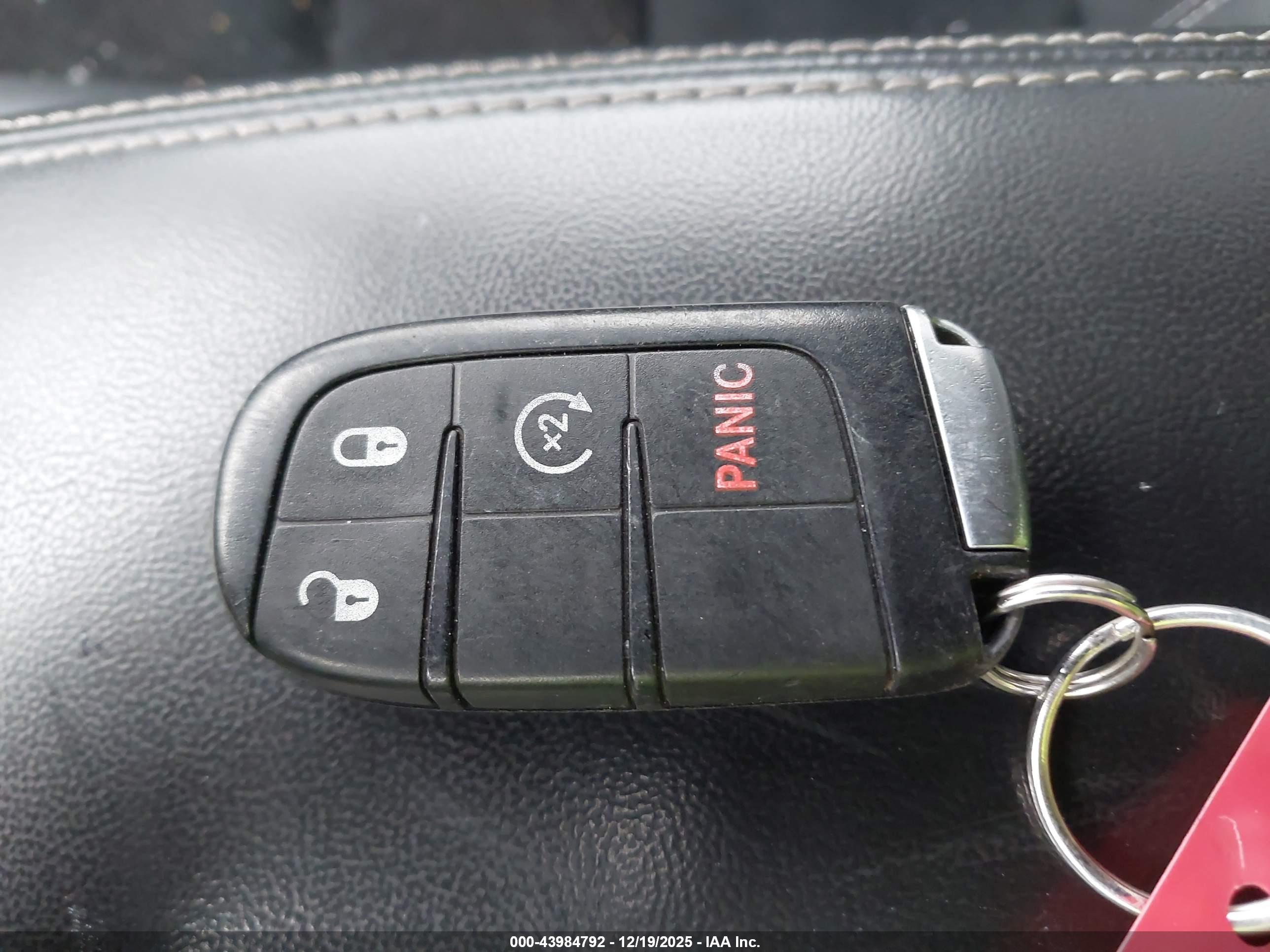 DODGE DURANGO image 11