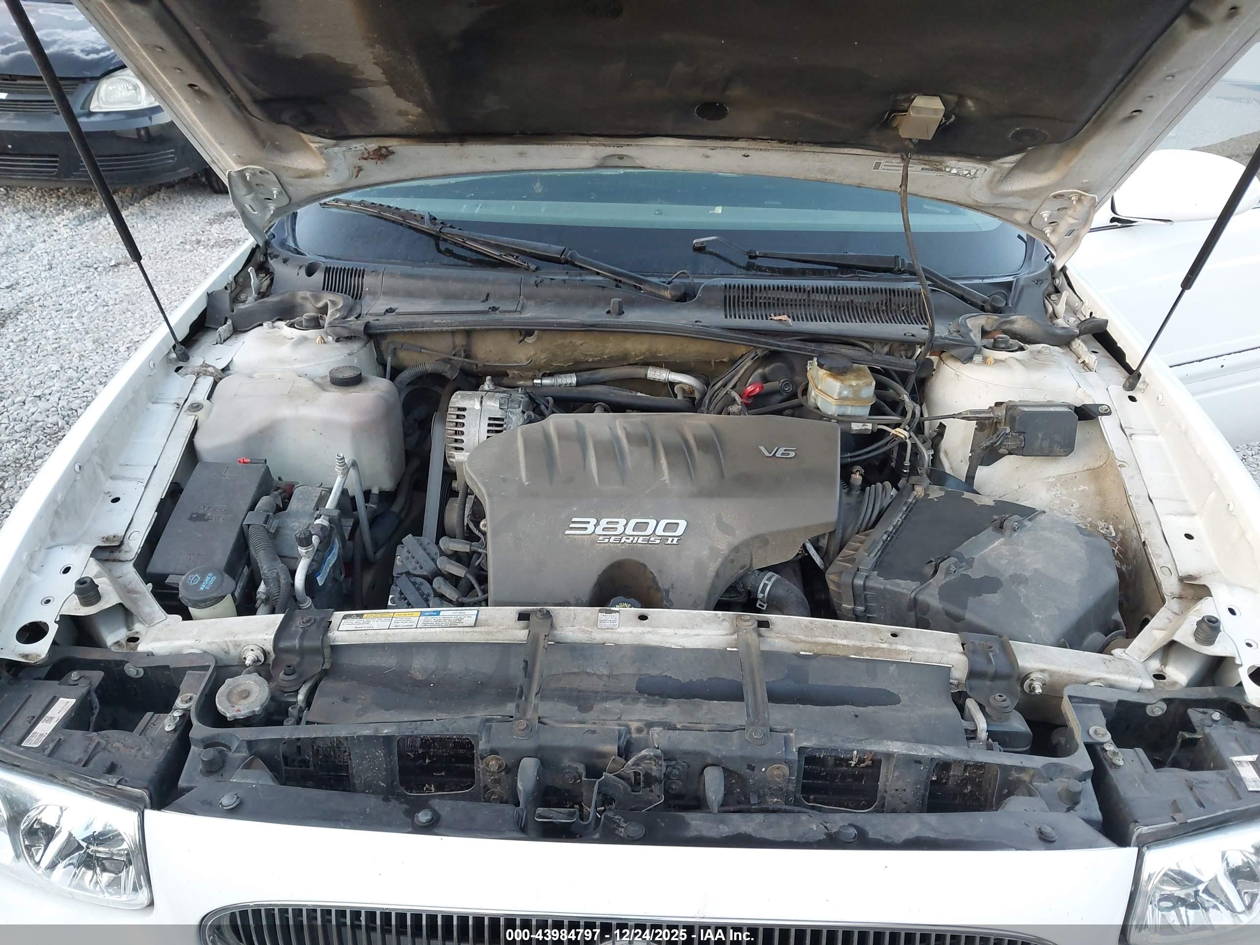 BUICK LESABRE image 10