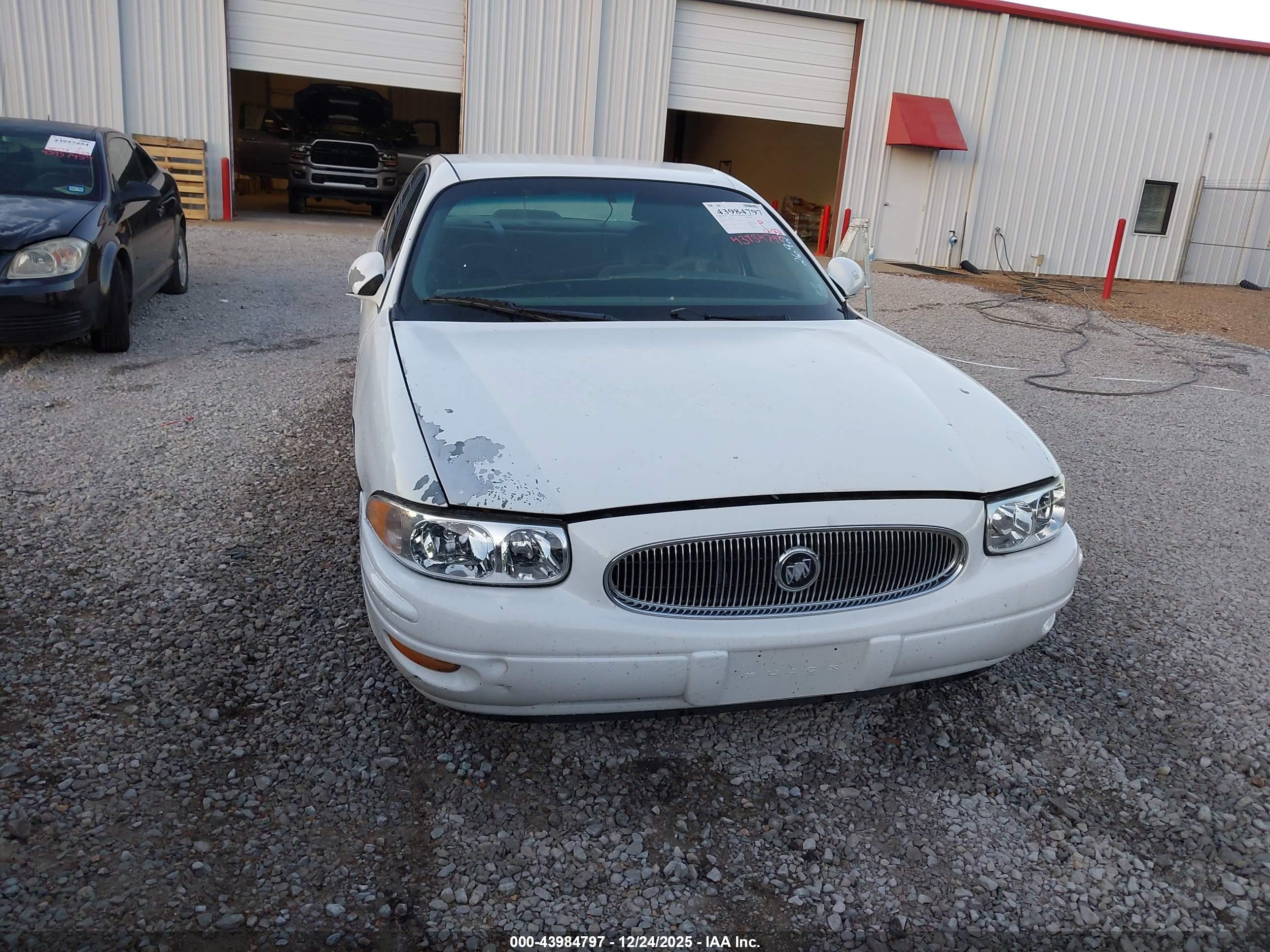 BUICK LESABRE image 6