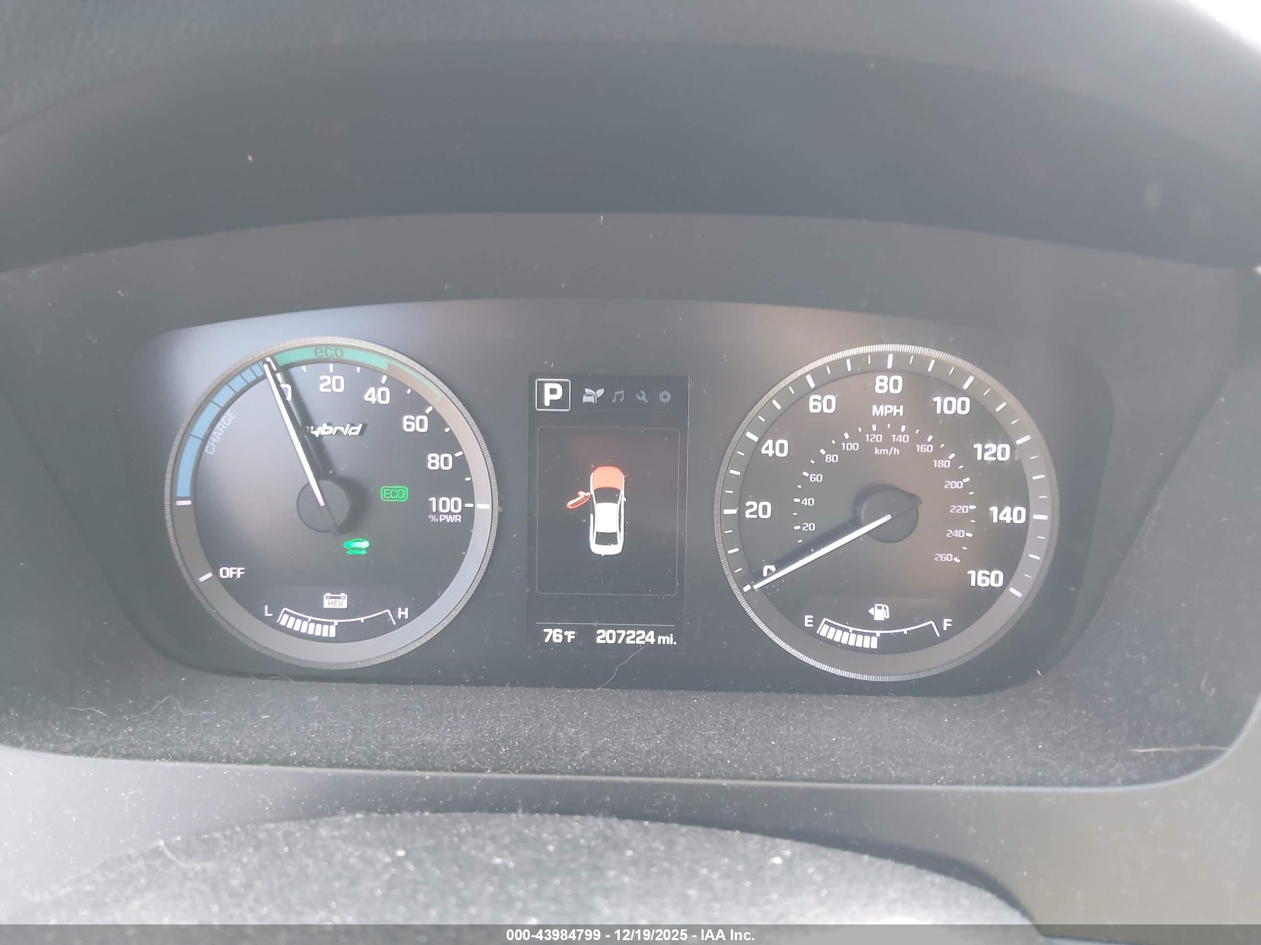 HYUNDAI SONATA image 7