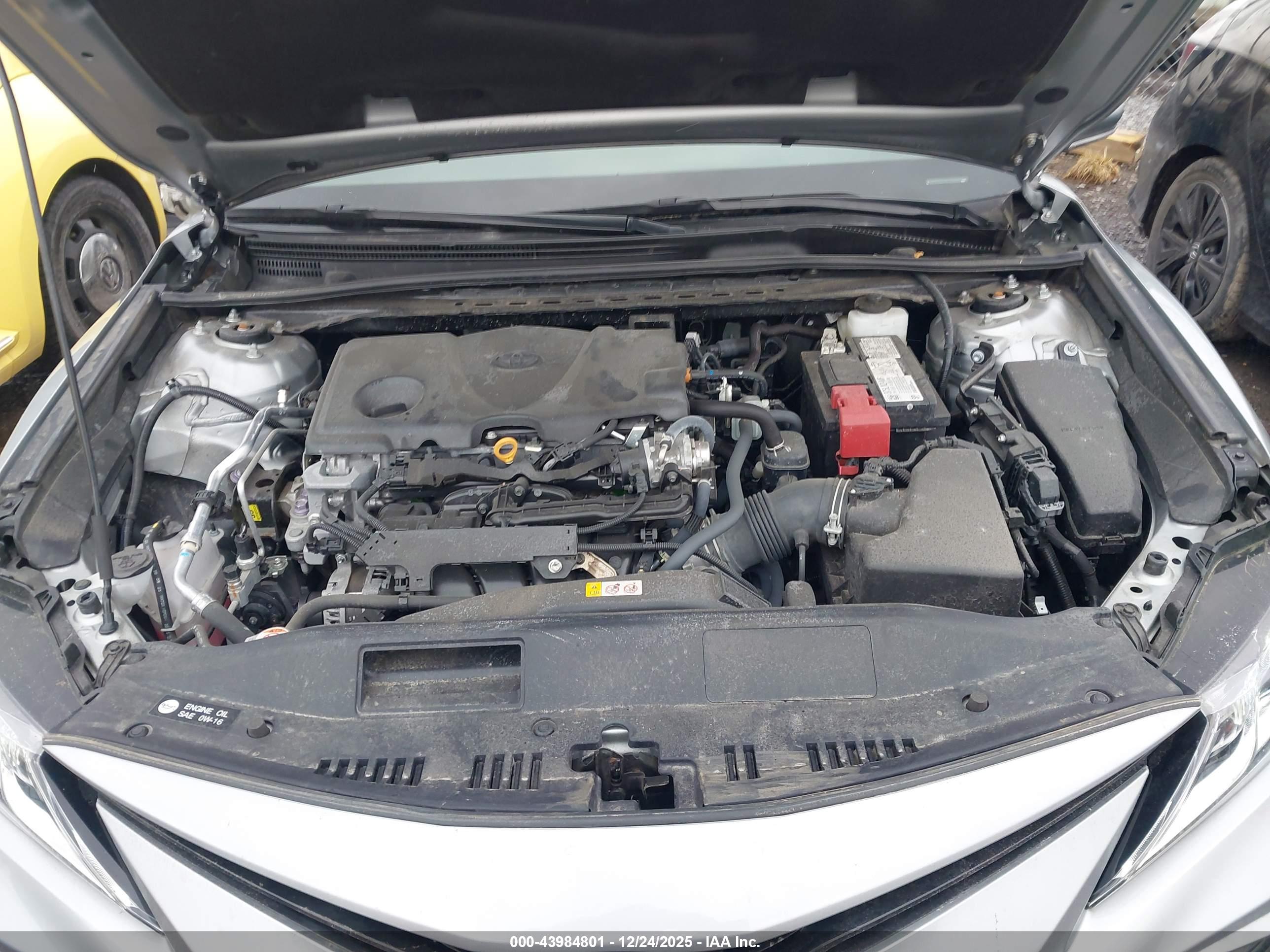 TOYOTA CAMRY image 10