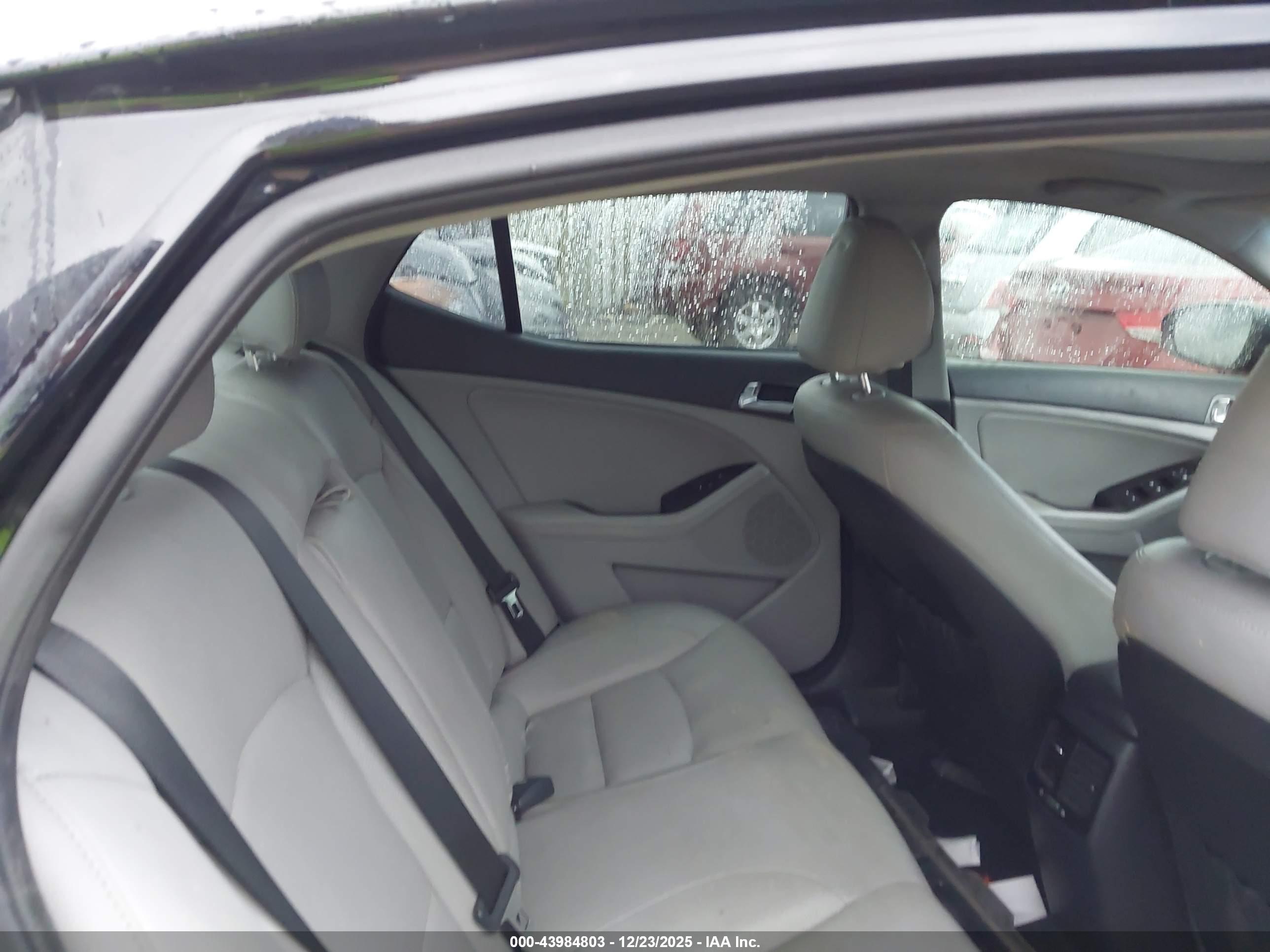 KIA OPTIMA image 8