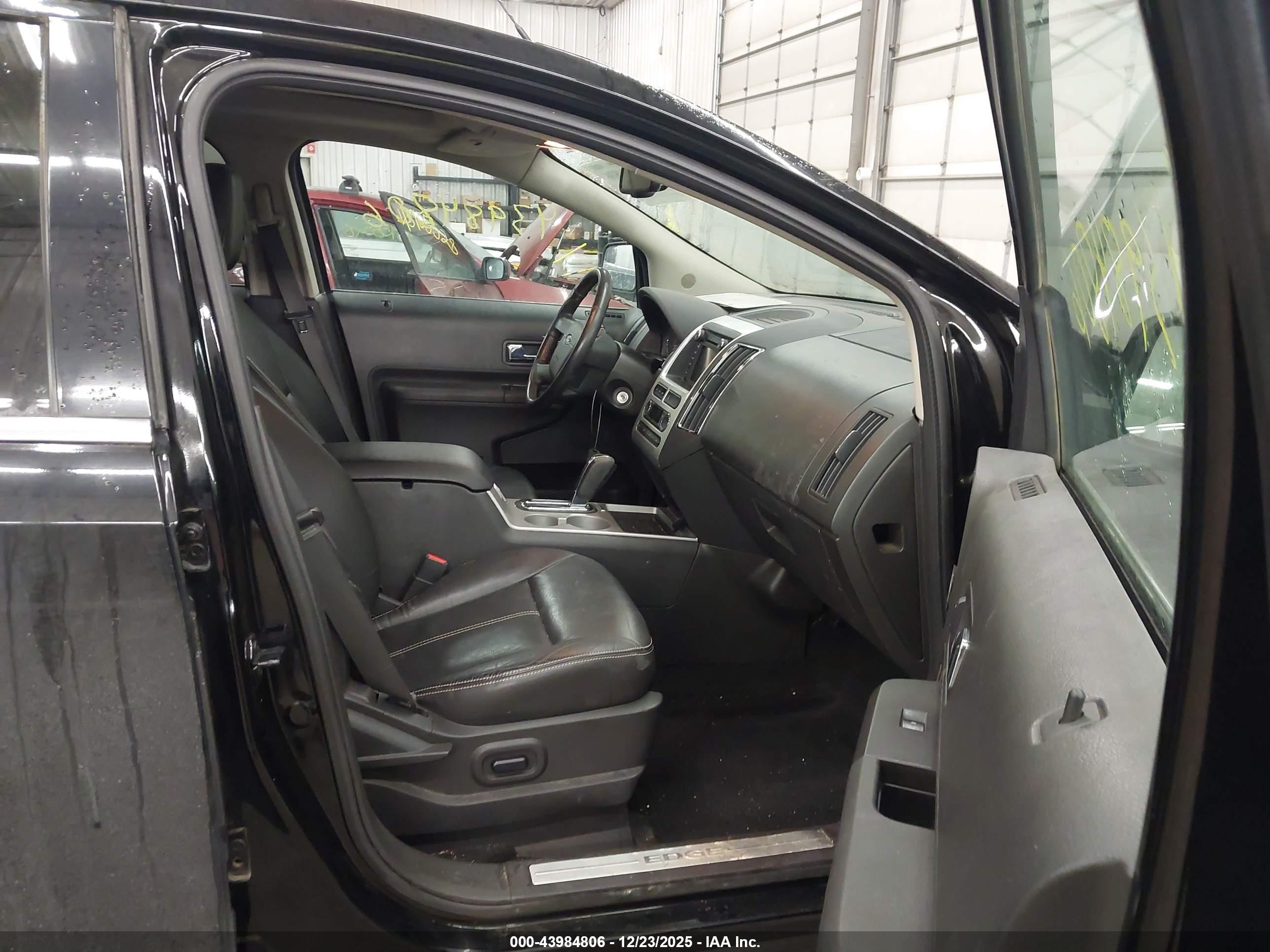 FORD EDGE image 5