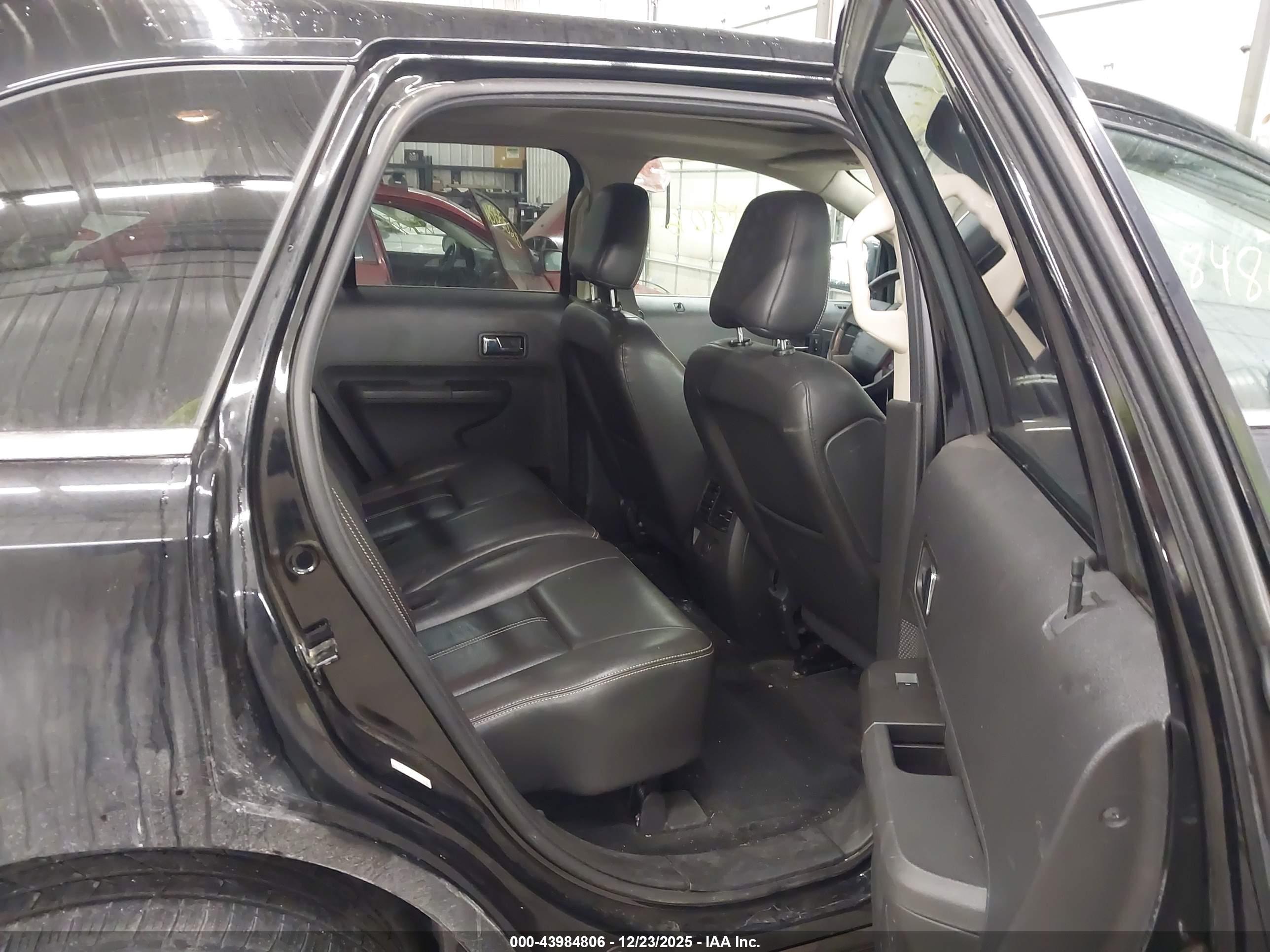 FORD EDGE image 8