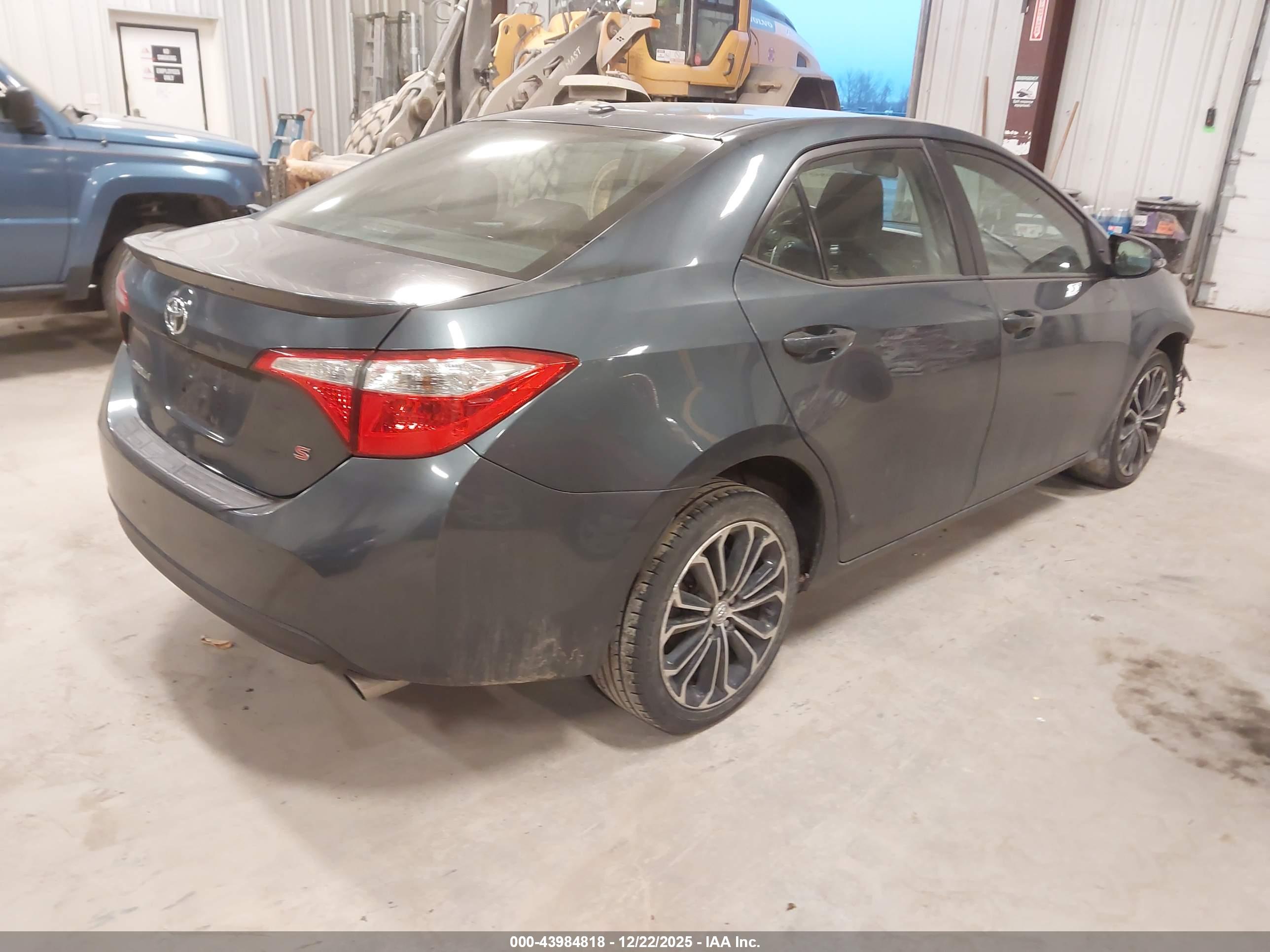 TOYOTA COROLLA image 4