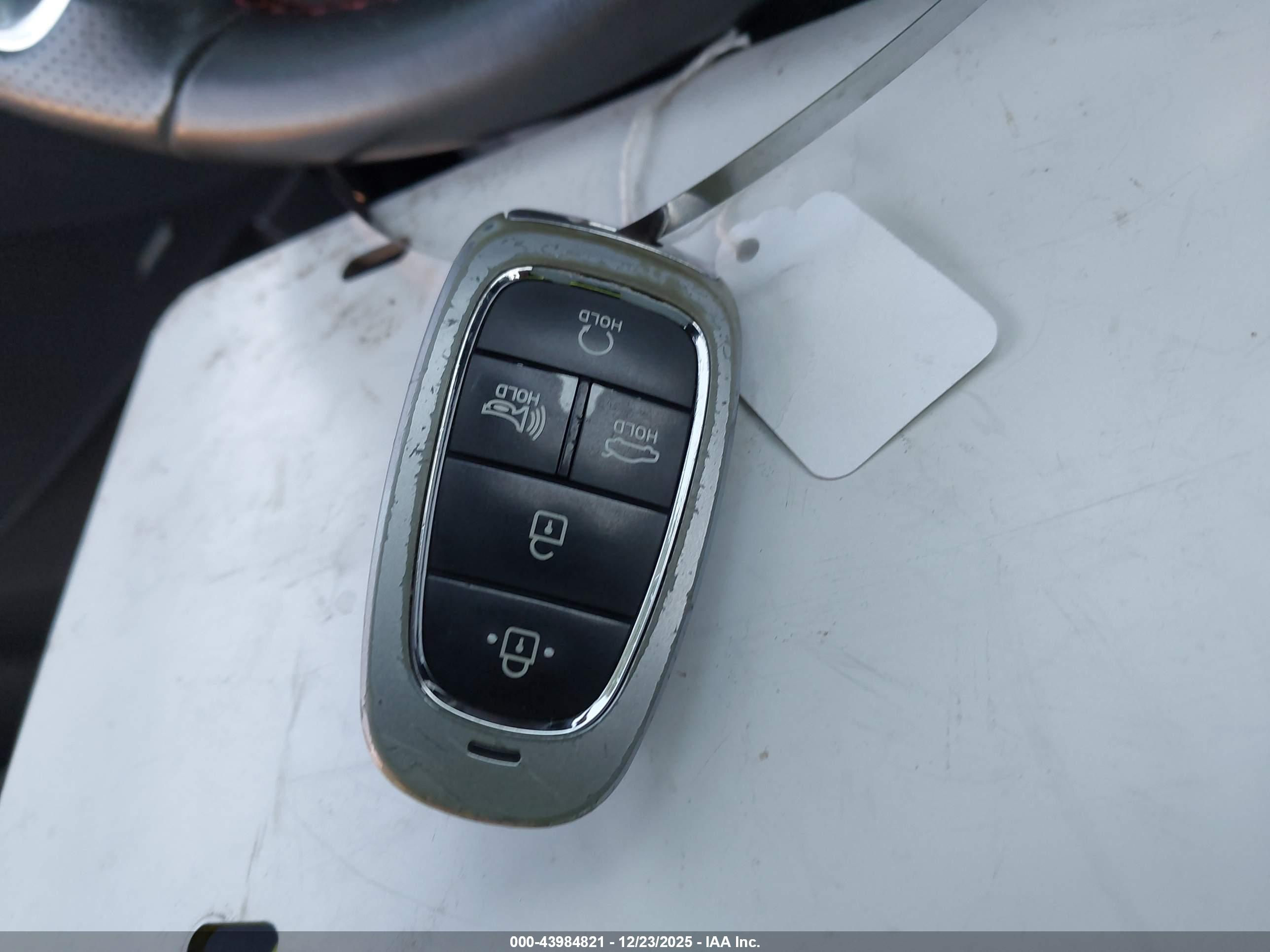 HYUNDAI SONATA image 11