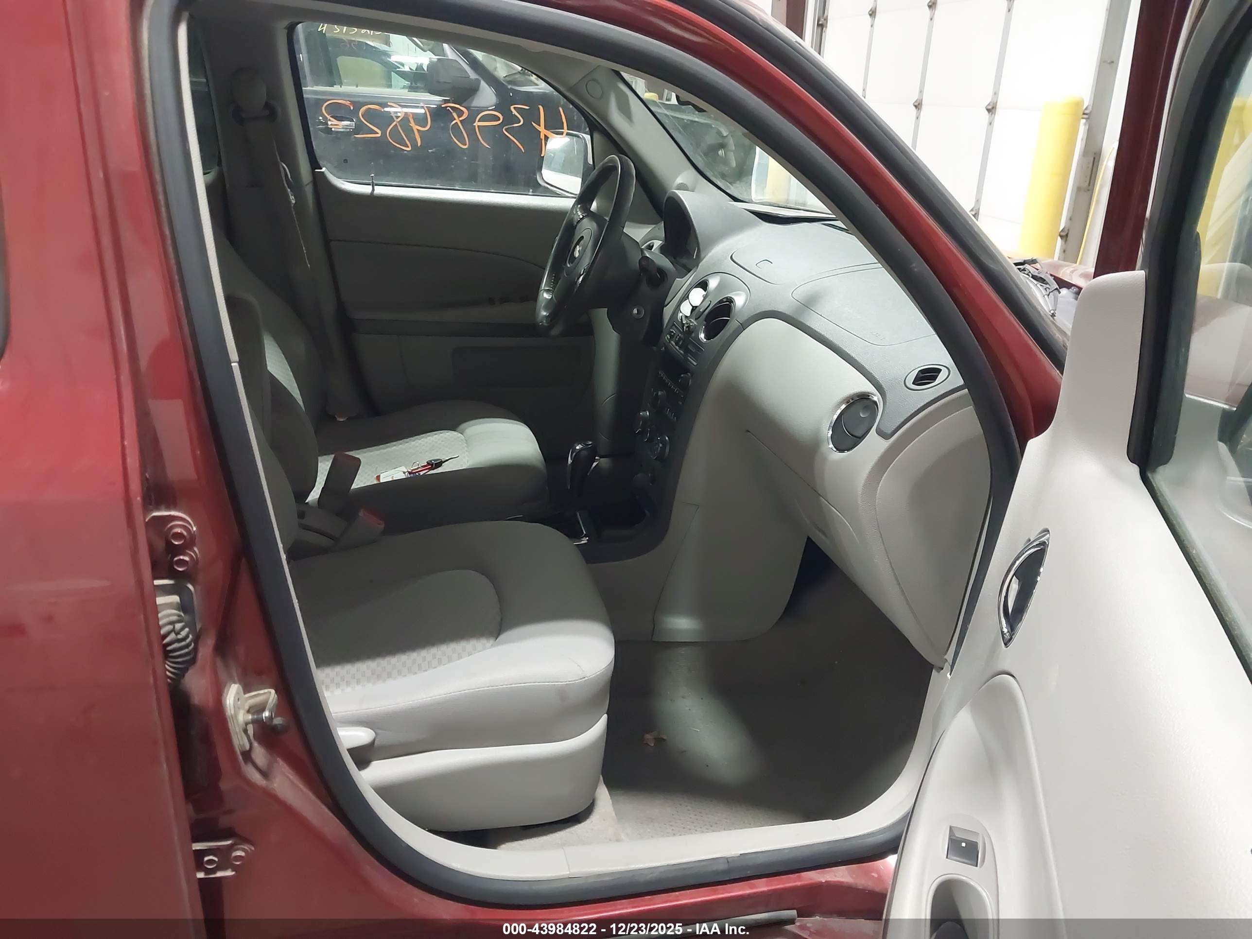 CHEVROLET HHR image 5