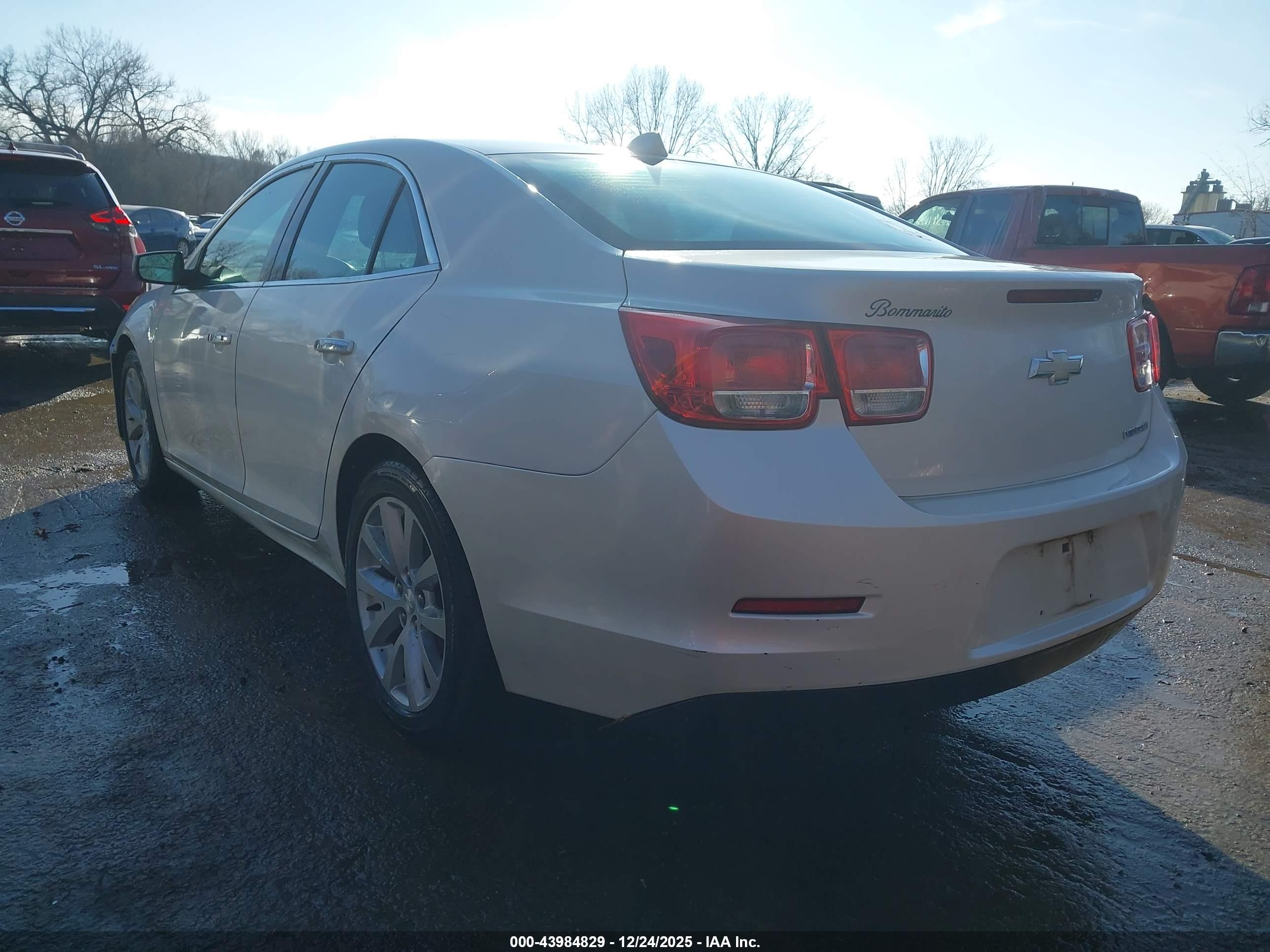 CHEVROLET MALIBU image 3