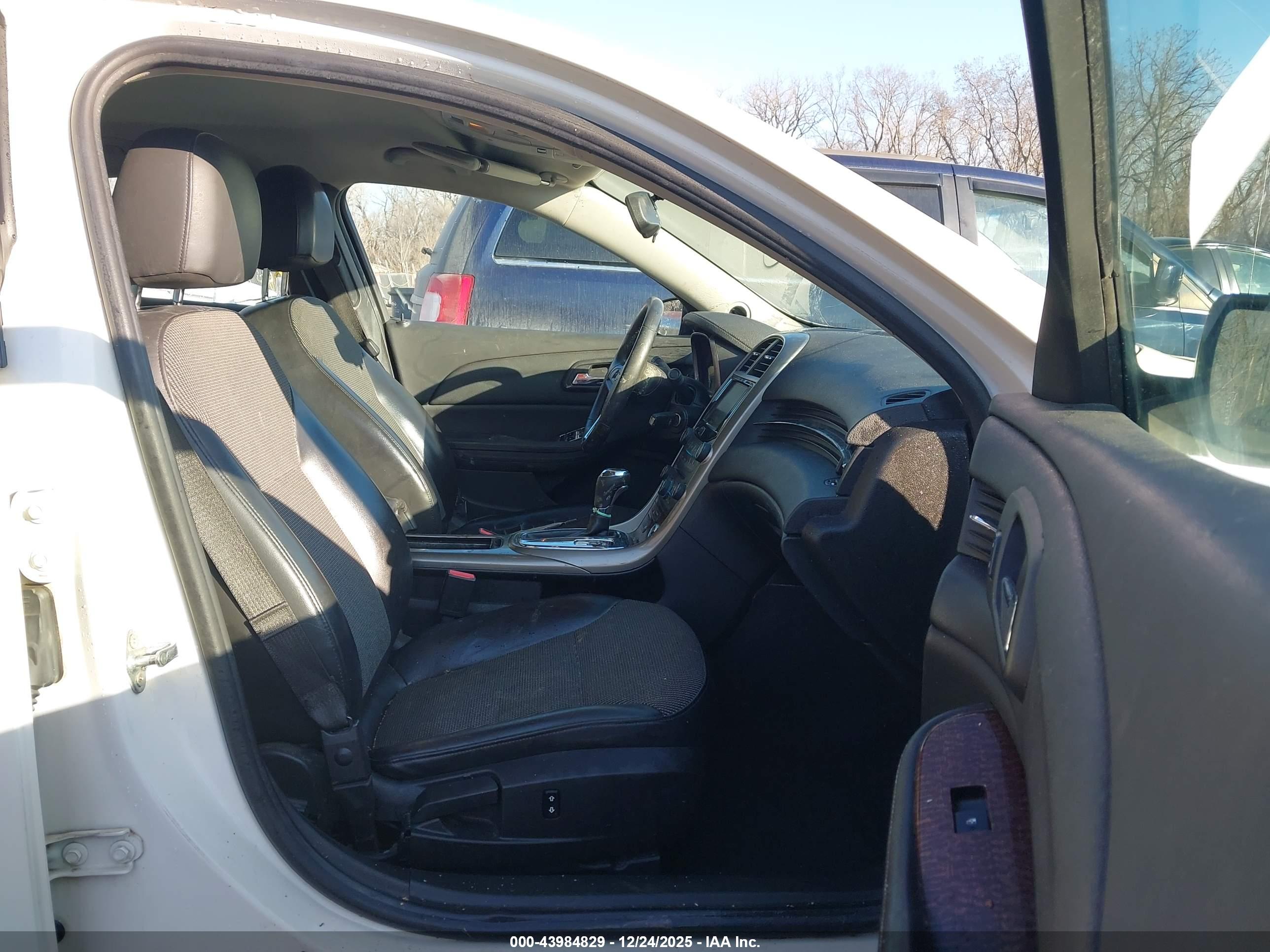 CHEVROLET MALIBU image 5