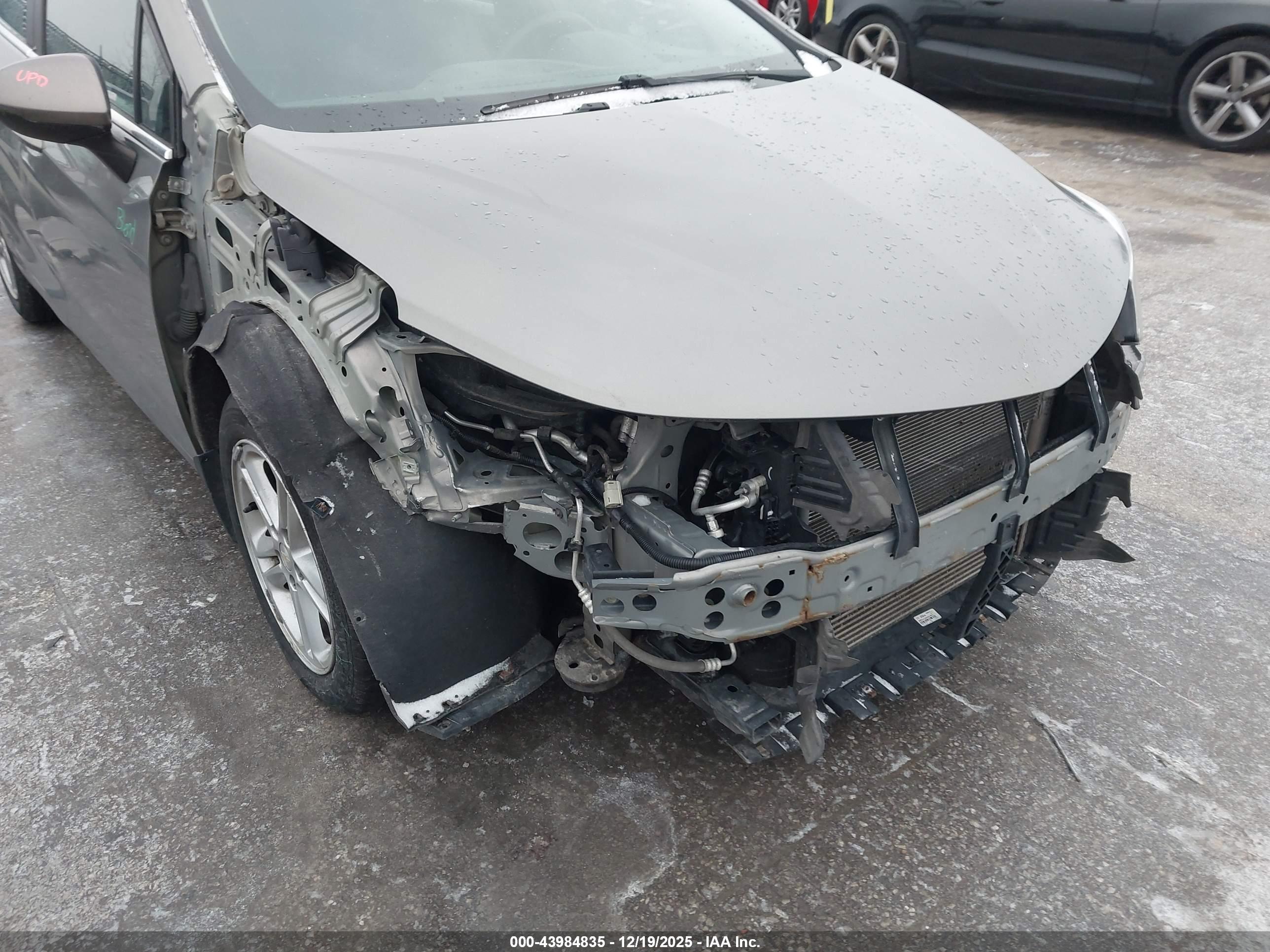 CHEVROLET CRUZE image 6
