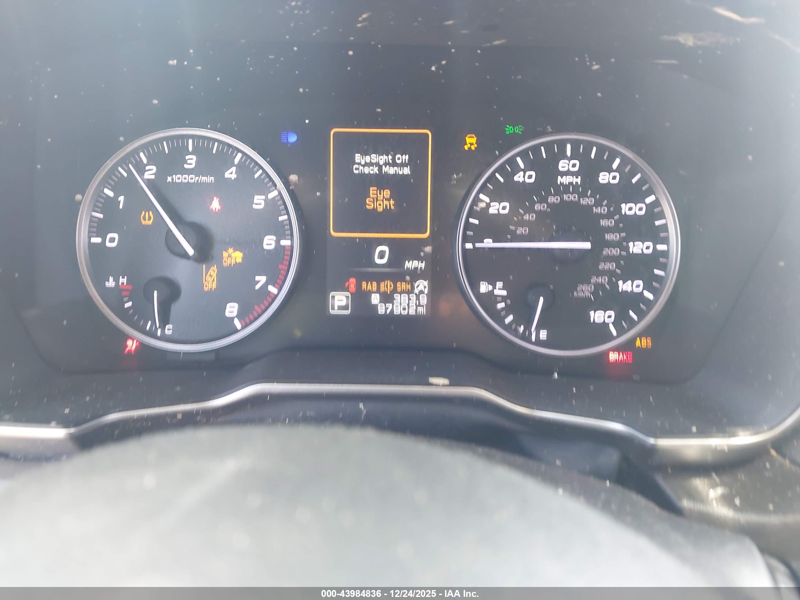 SUBARU OUTBACK image 7