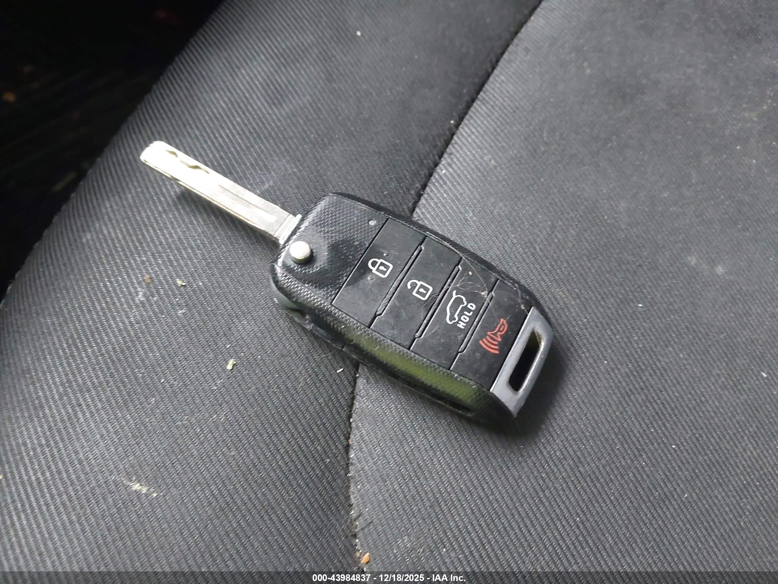 KIA SOUL image 11