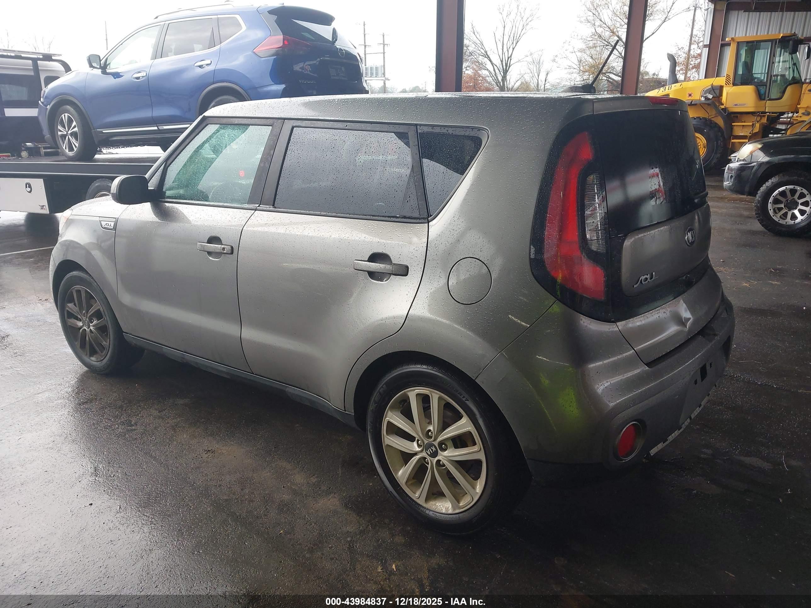 KIA SOUL image 3
