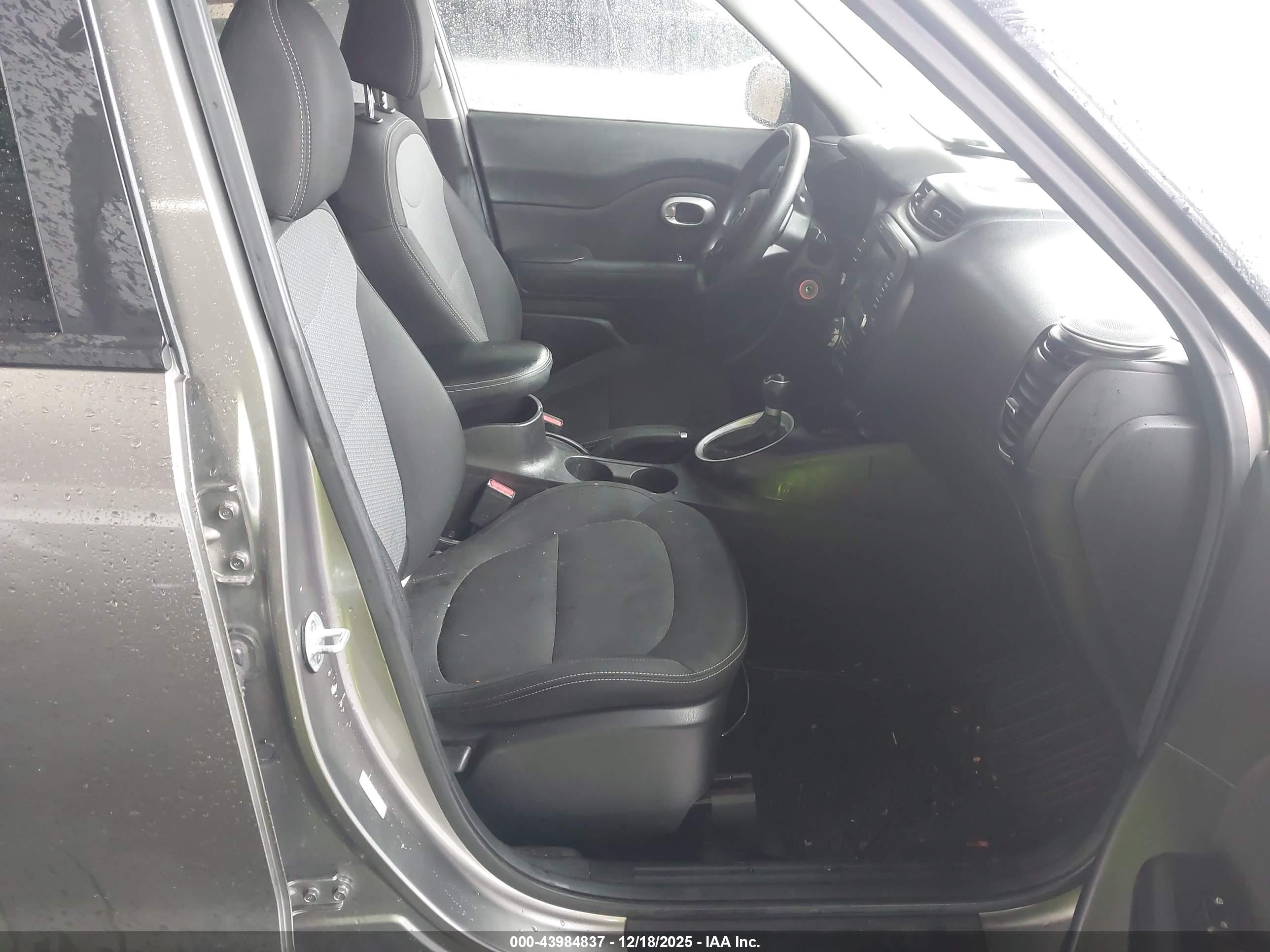 KIA SOUL image 5