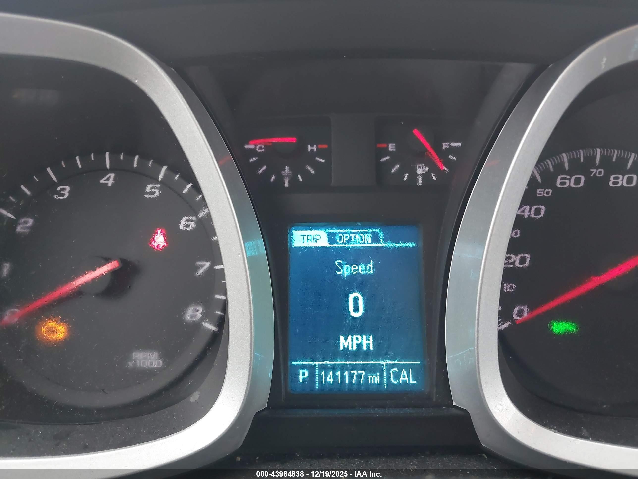 CHEVROLET EQUINOX image 7