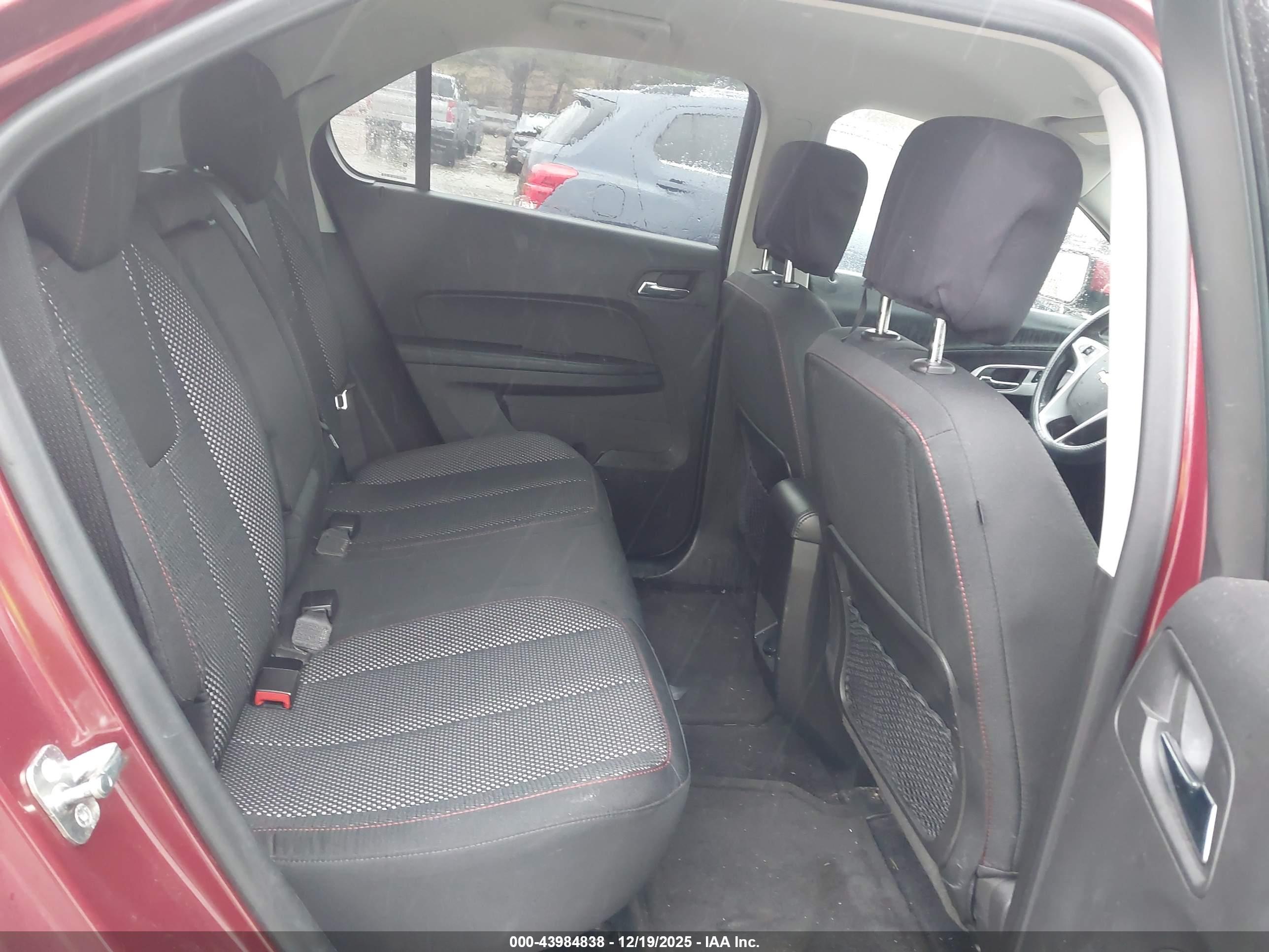 CHEVROLET EQUINOX image 8