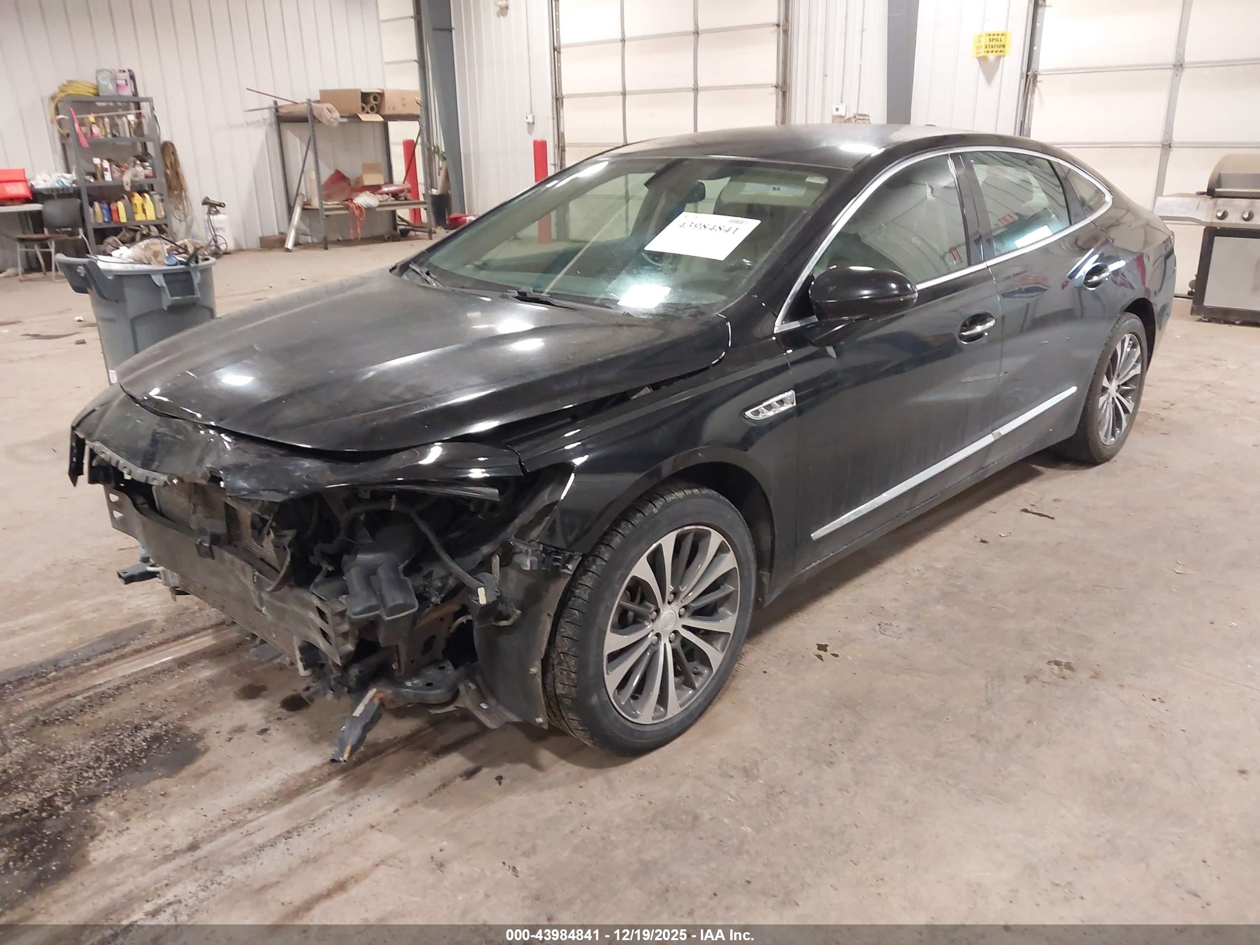 BUICK LACROSSE image 2